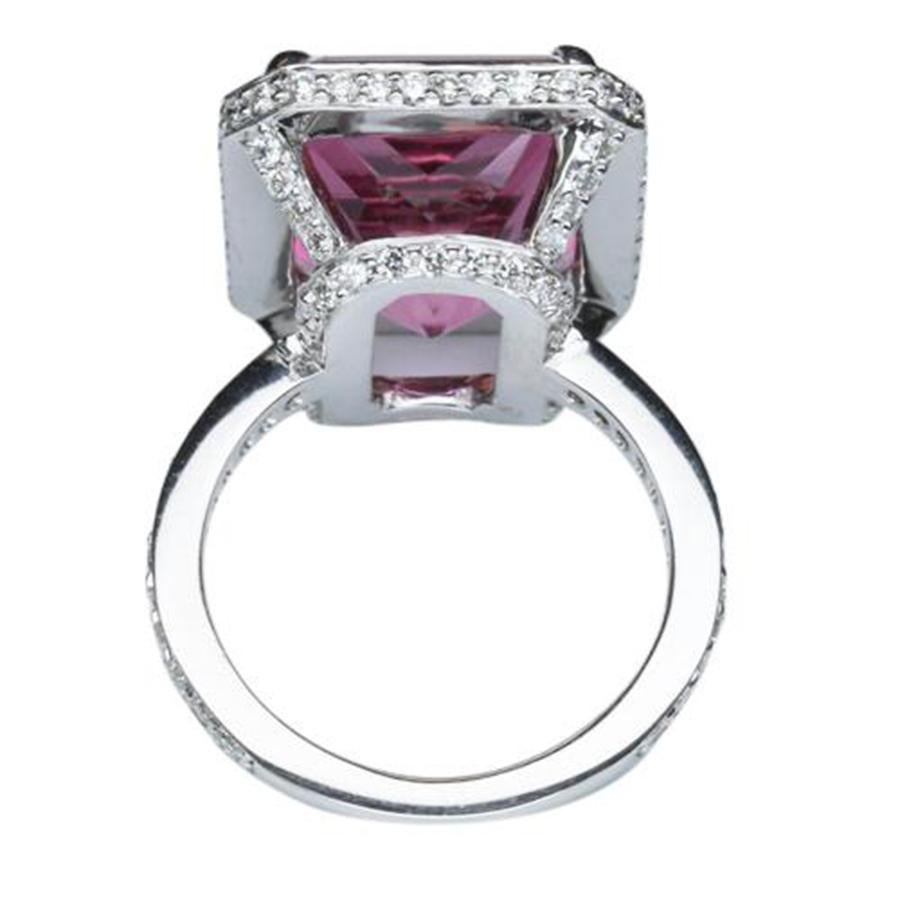Contemporary 11.29 Carat Emerald Cut Pink Tourmaline Gold Ring Estate Fine Jewelry