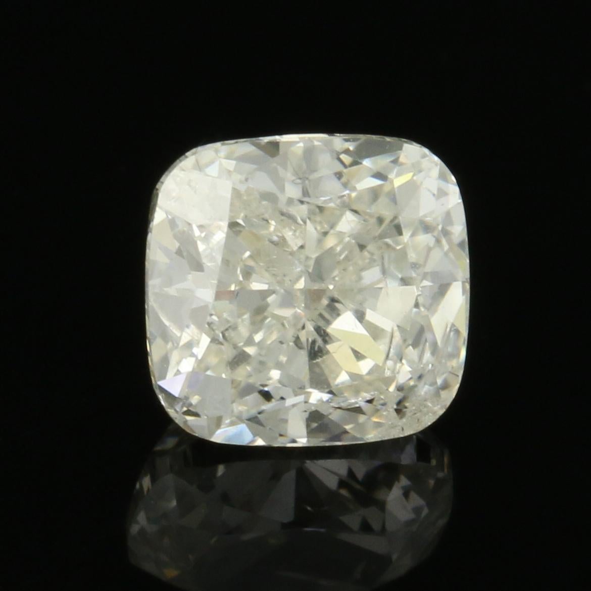 Shape/Cut: Cushion 
Clarity: I1 
Color: L 
Dimensions (mm): 5.84 x 5.62 x 3.88
Weight: 1.12ct 

GIA Report Number: 2193793328 

Please check out the enlarged pictures.

Thank you for taking the time to read our description. If you have any