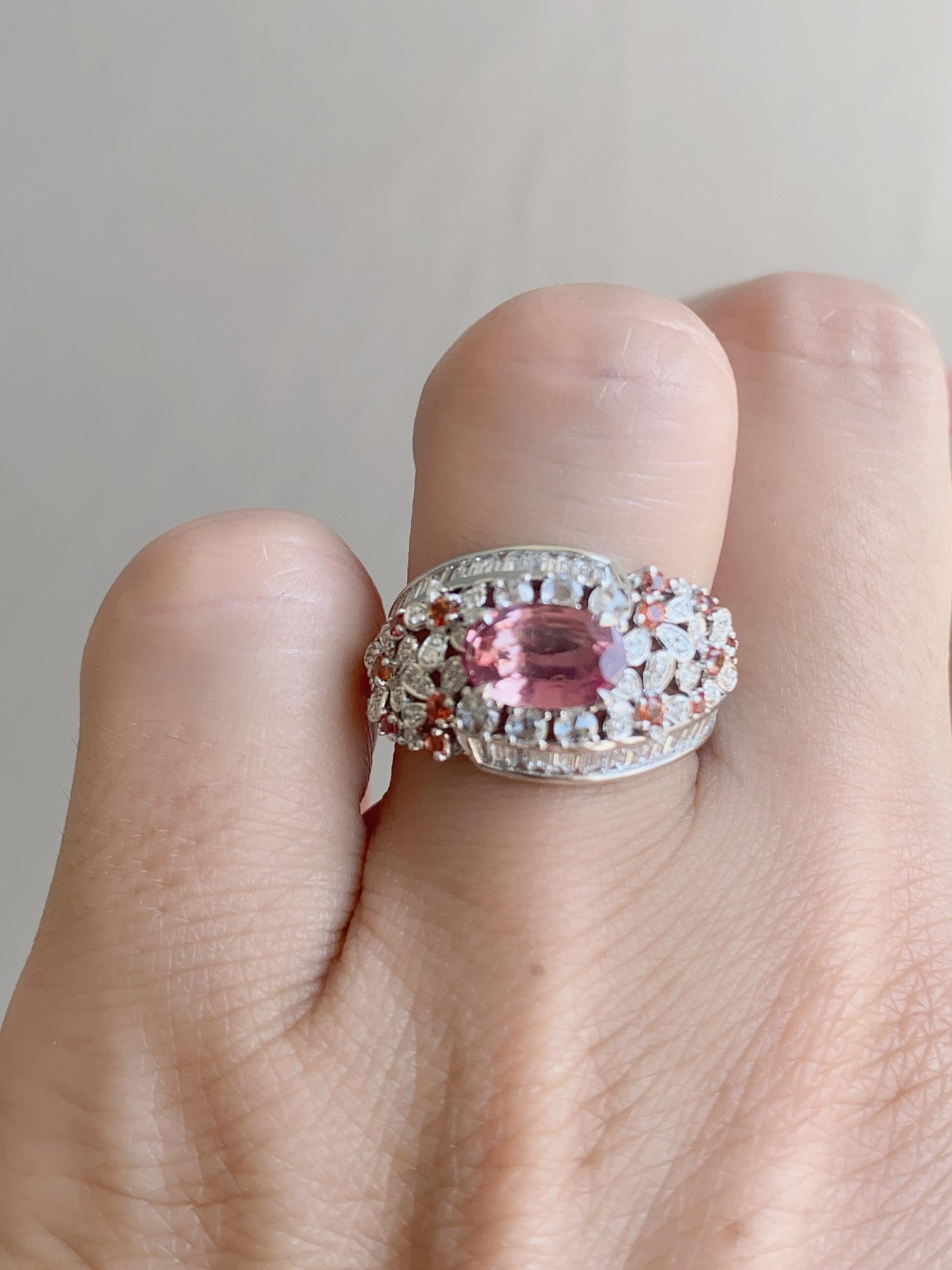 1.12ct Natural Padparadscha Sapphire Diamond Cluster Ring 18K White Gold R6616 For Sale 1