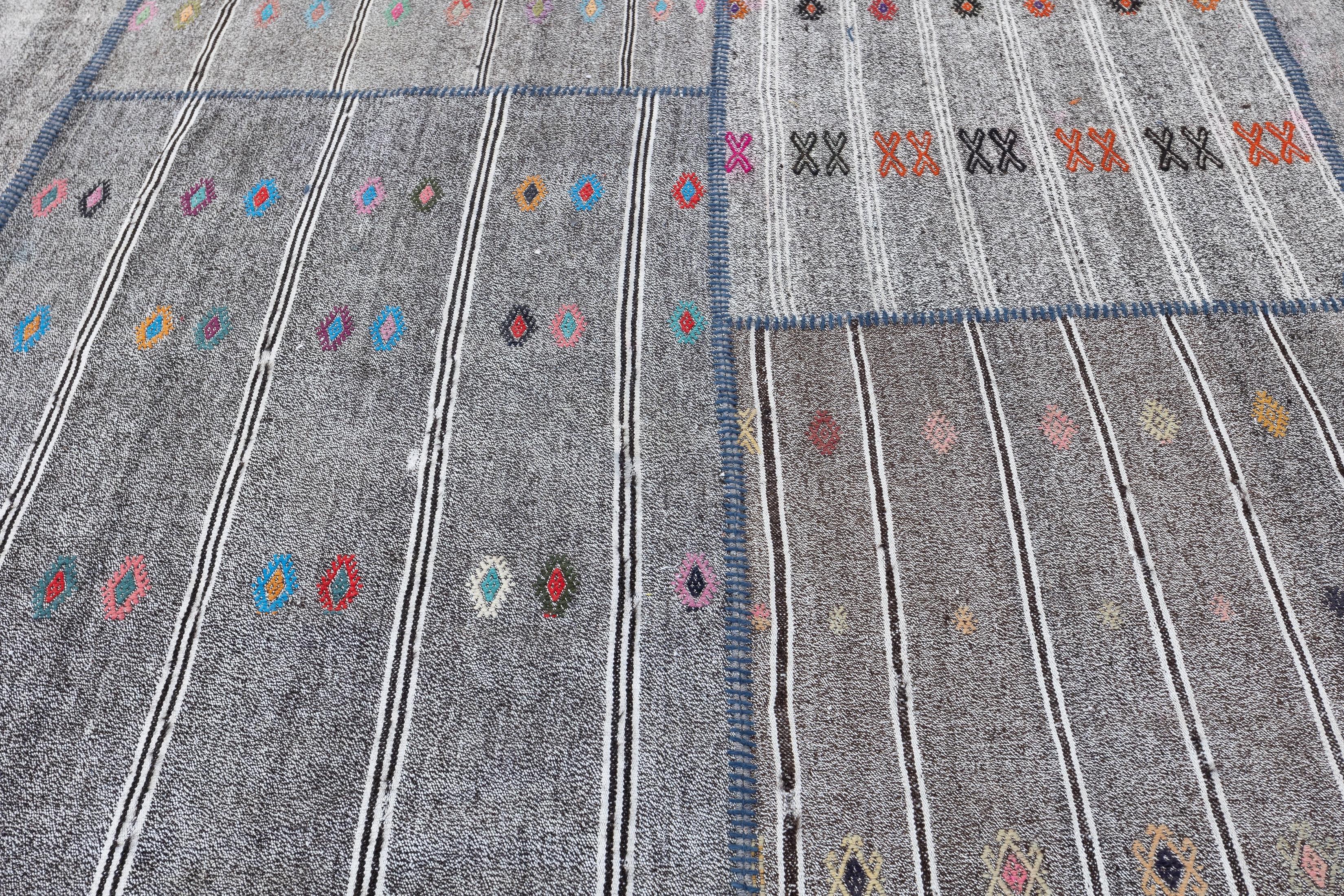 11.2x15.6 Ft Vintage Türkischer Kelim. Grauer Teppich aus Baumwolle und Ziegenhaar. Teppich in Übergröße im Angebot 5