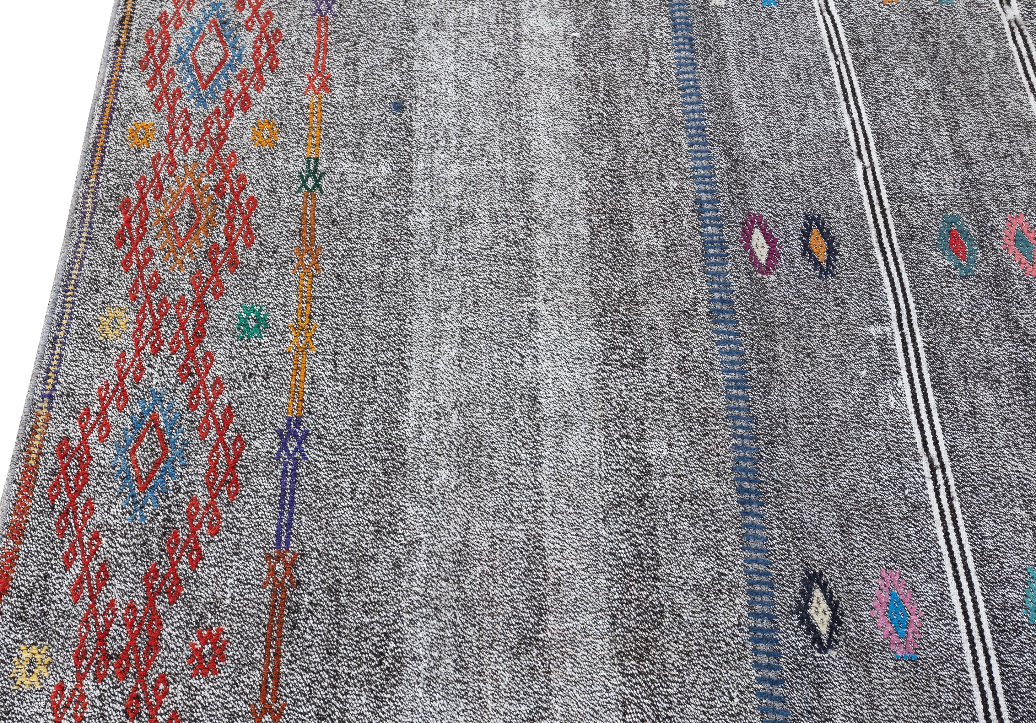 11.2x15.6 Ft Vintage Türkischer Kelim. Grauer Teppich aus Baumwolle und Ziegenhaar. Teppich in Übergröße im Angebot 3