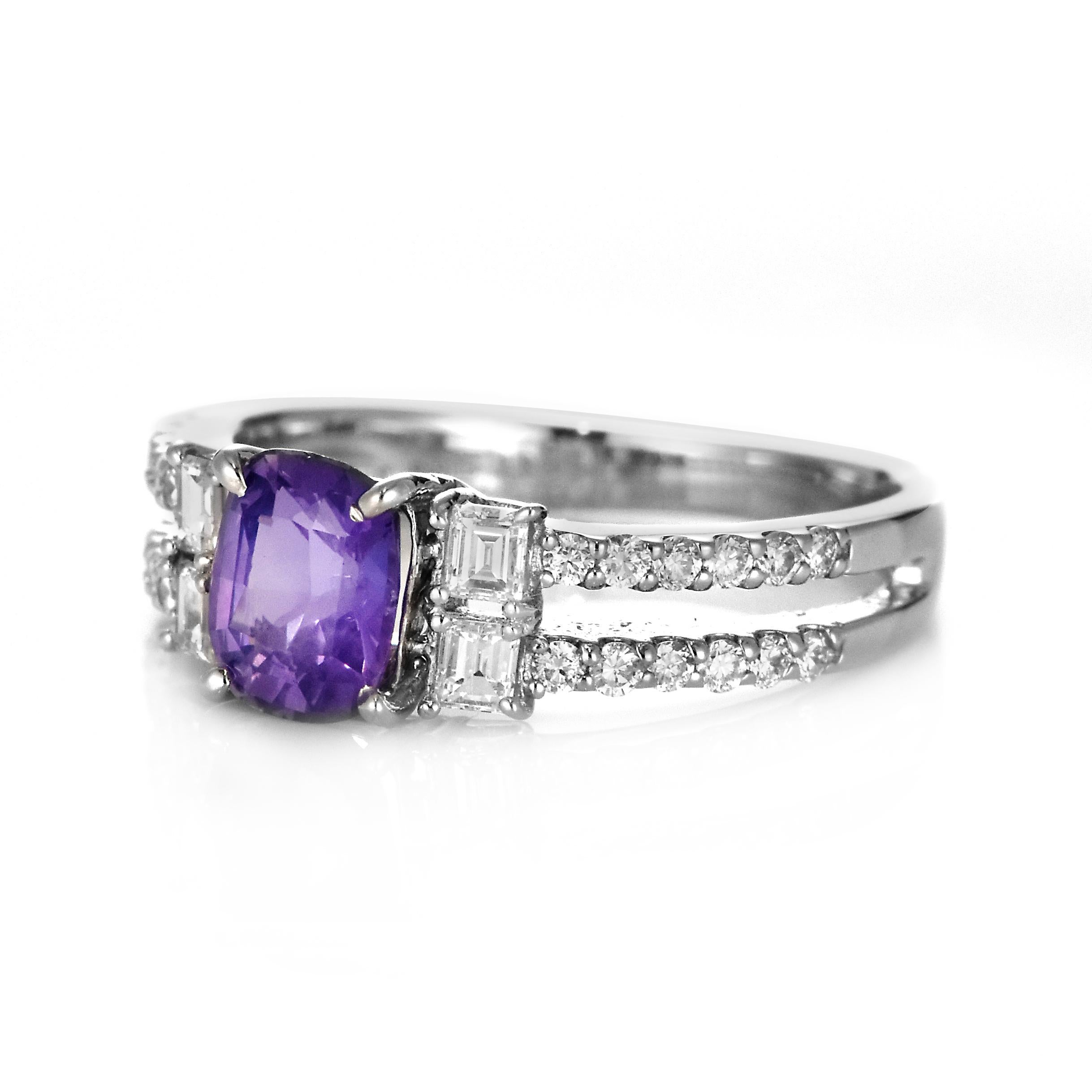 Modern 1.13 Carat Natural Unheated Purple Sapphire and Diamond Ring Made in Platinum For Sale