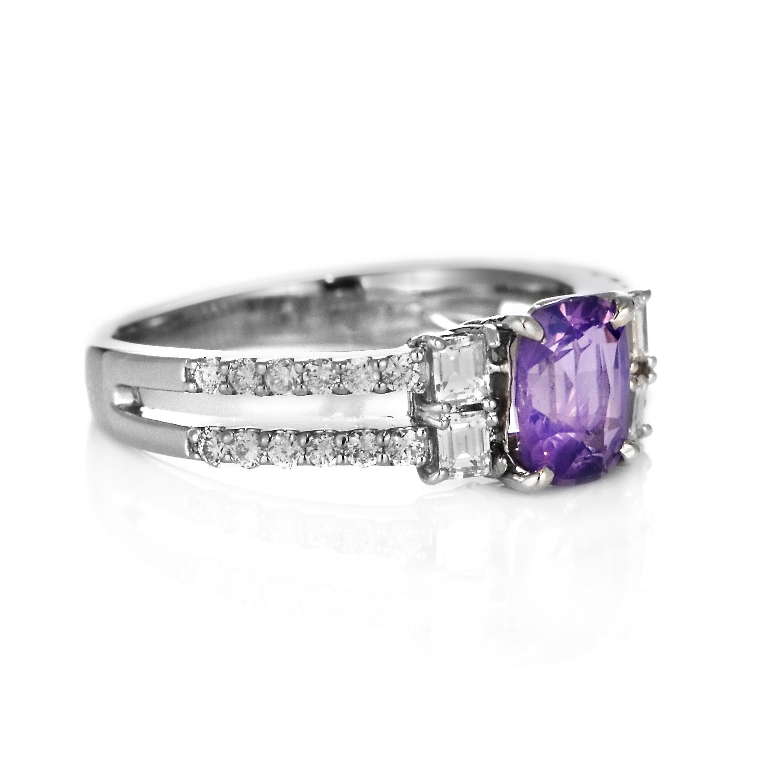 Cushion Cut 1.13 Carat Natural Unheated Purple Sapphire and Diamond Ring Made in Platinum For Sale