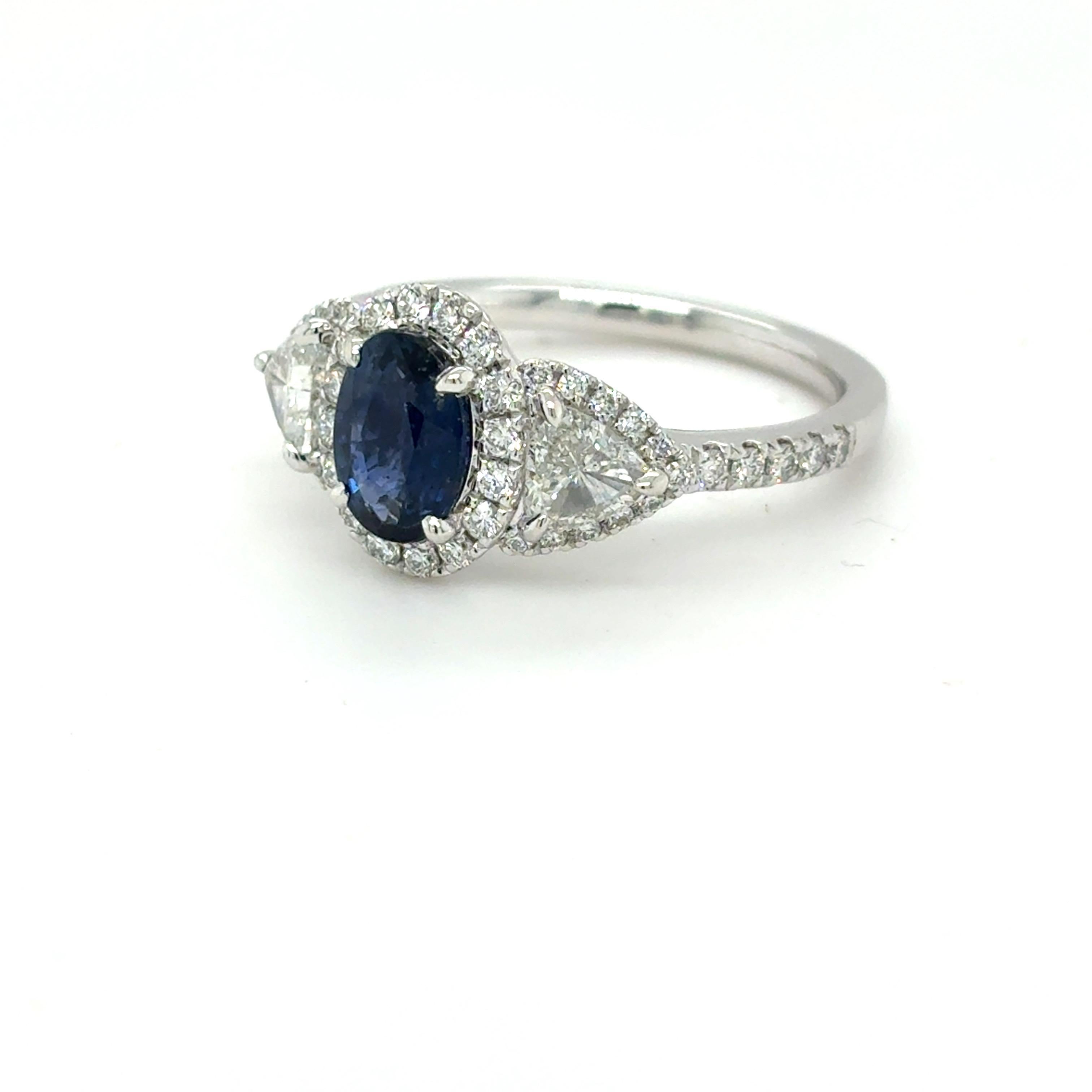 1.13 Carat Oval Cut Blue Sapphire Diamond Platinum Ring For Sale 9