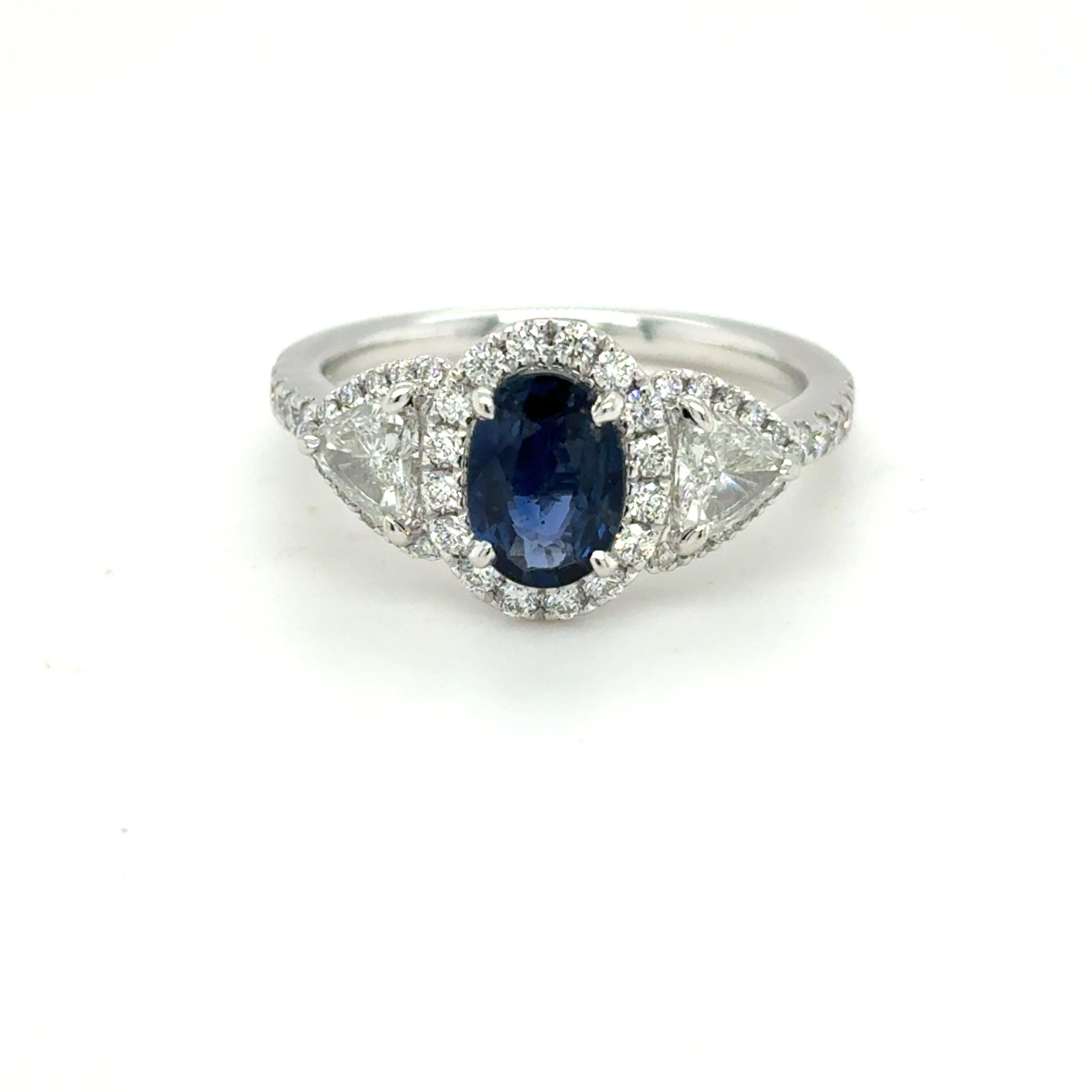 1.13 Carat Oval Cut Blue Sapphire Diamond Platinum Ring For Sale 12