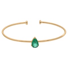 1.13 Carat Pear Zambian Emerald Gemstone Bangle 18 Karat Yellow Gold Bracelet
