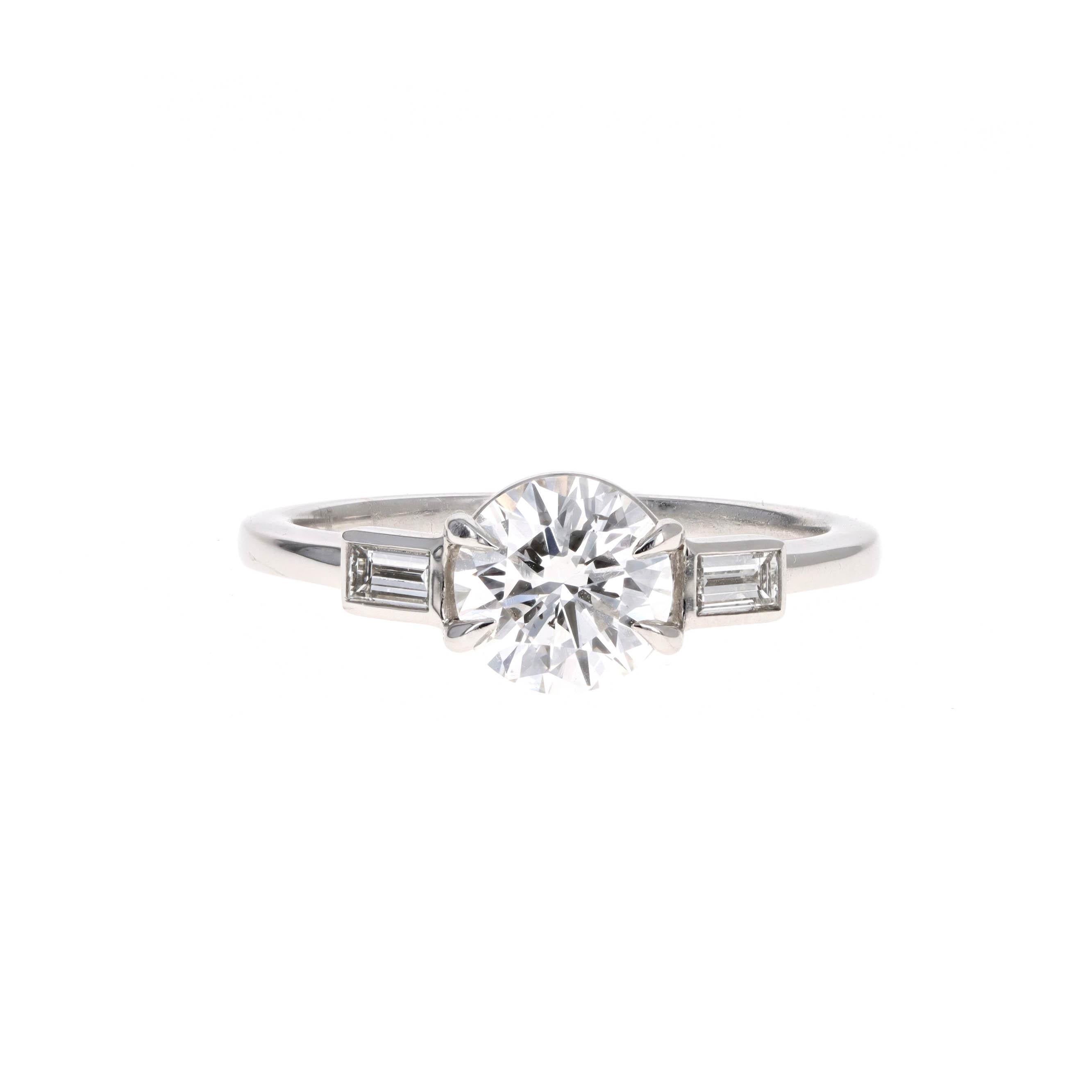 Women's 1.13 Carat Round Brilliant Diamond & Baguette Diamond Accent Engagement Ring For Sale