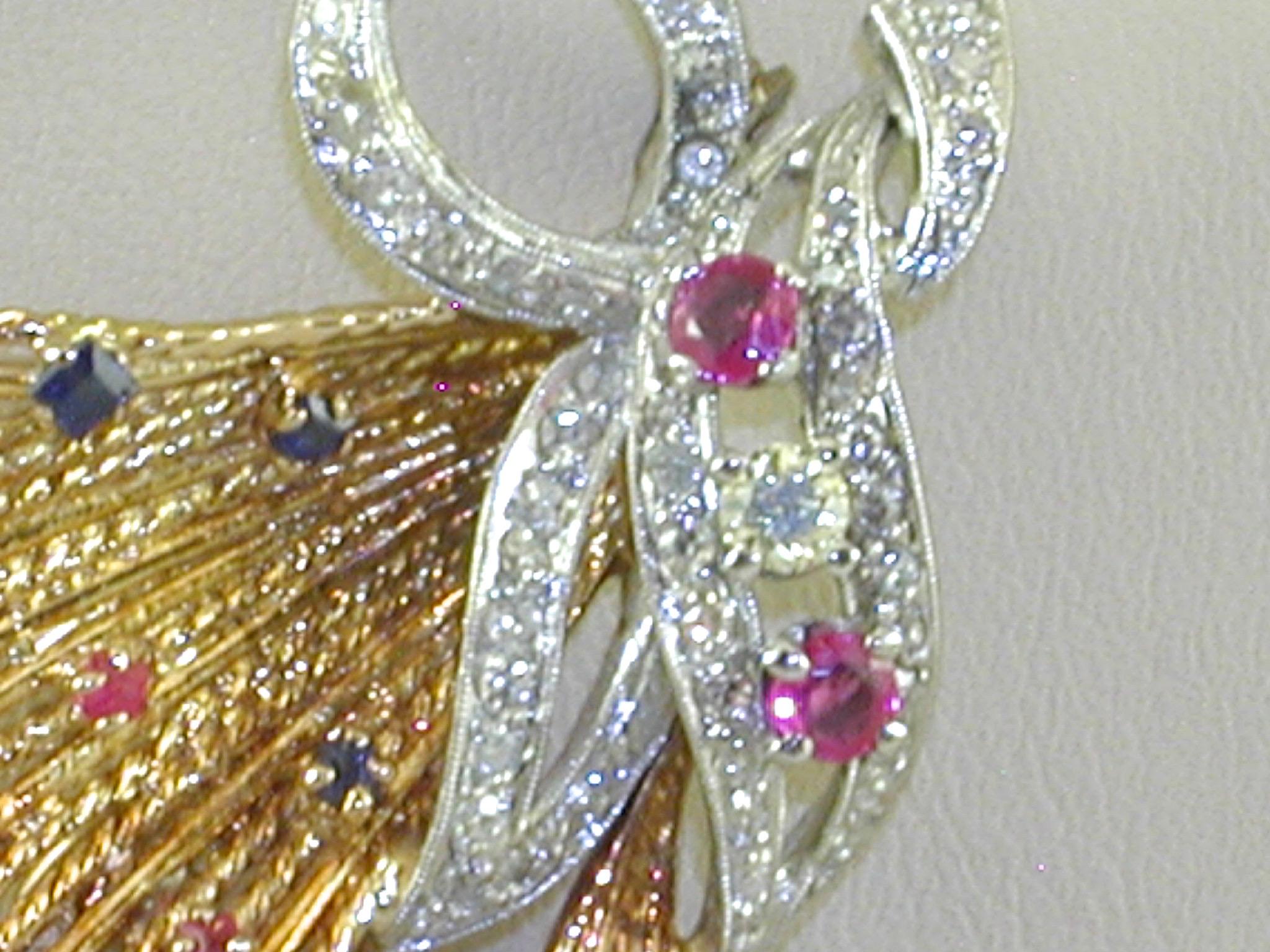 Women's 1.13 Carat Vintage Yellow White Gold Diamond Sapphire Ruby Brooch For Sale