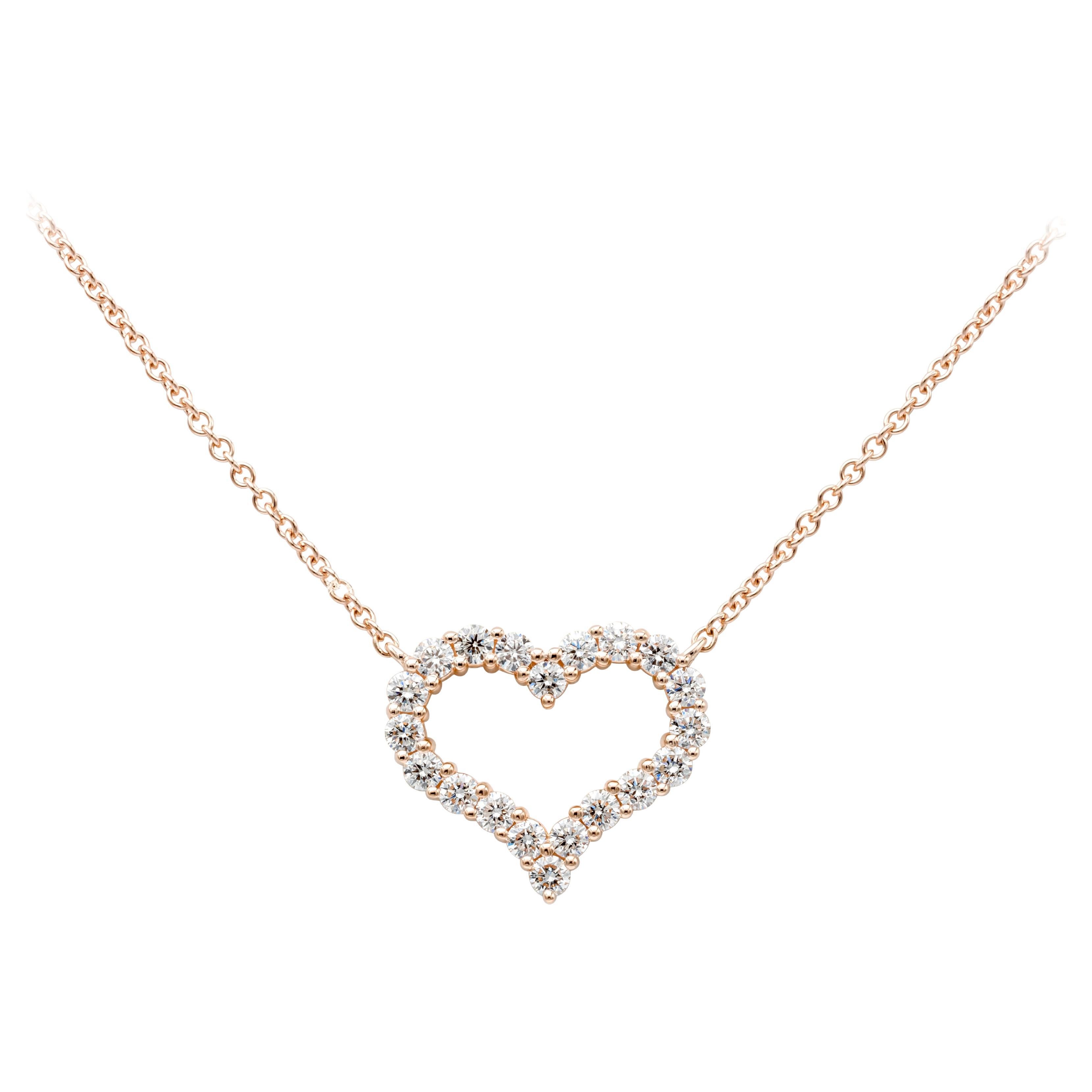 1.13 Carats Total Brilliant Round Diamond Open-Work Heart Pendant Necklace For Sale