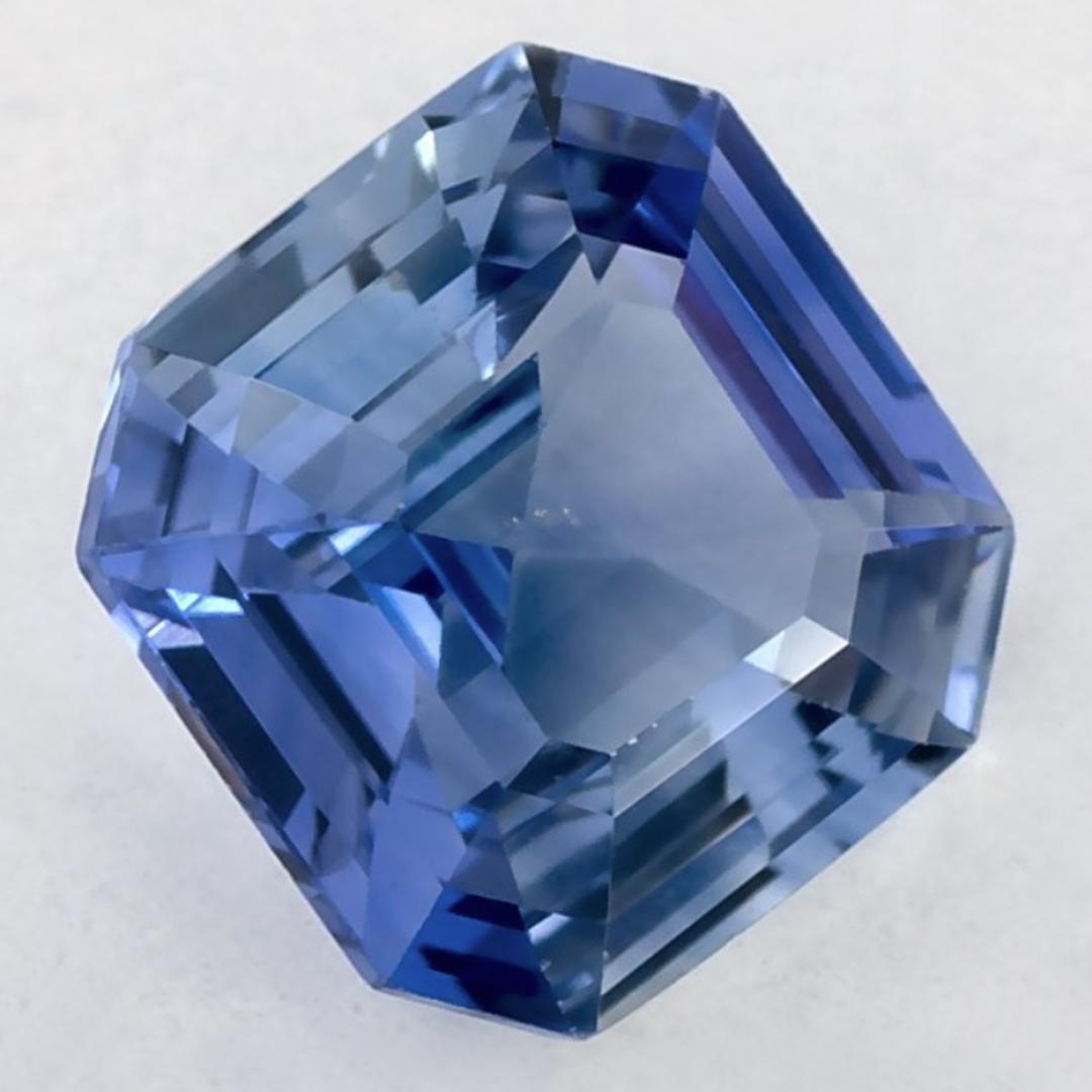 Taille octogone Pierre précieuse taille octogonale saphir bleu 1.13 carat en vente
