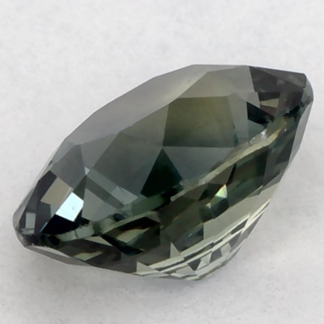 1.13 Ct Green Sapphire Oval Loose Gemstone (Saphir vert ovale en vrac) en vente 3