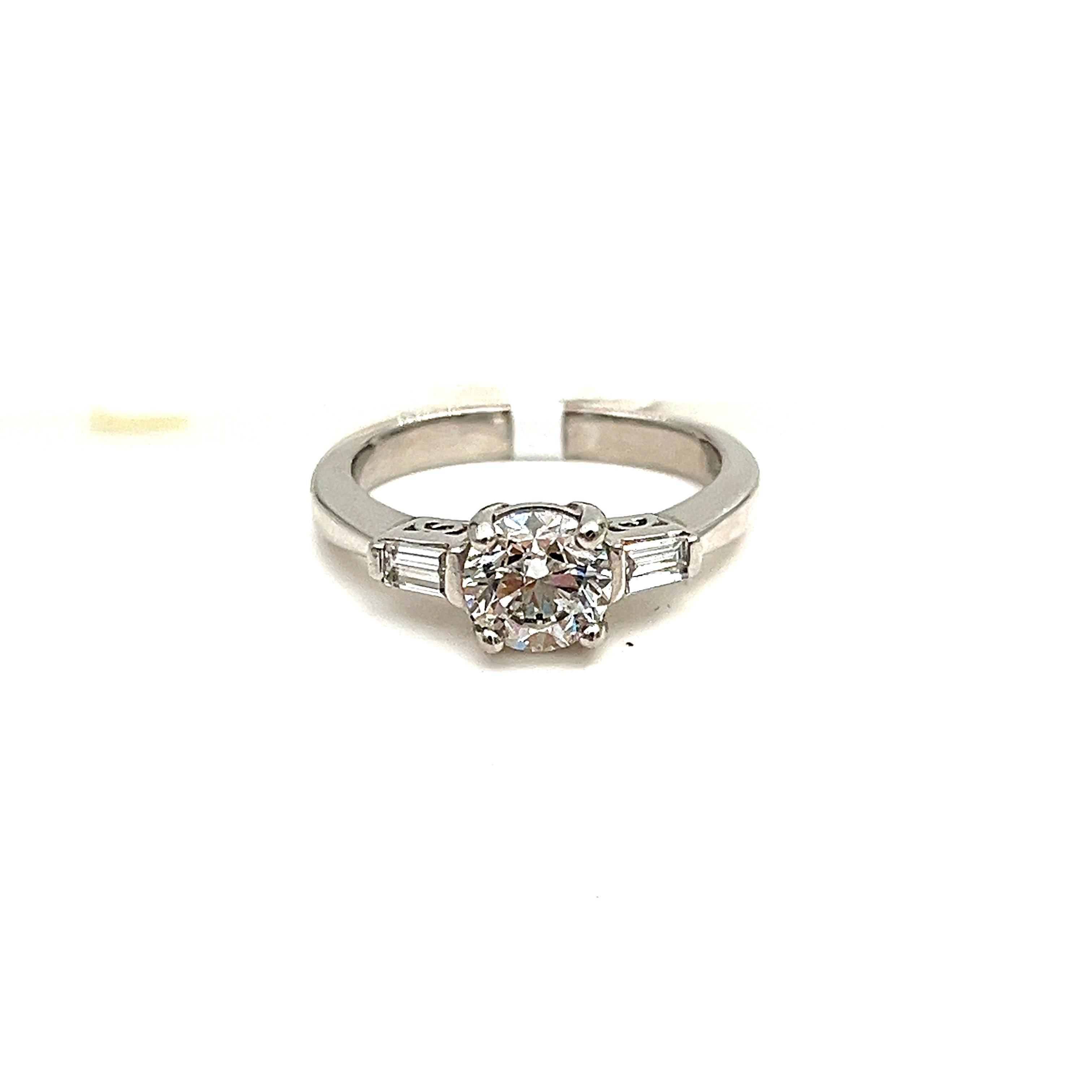 Women's or Men's 1.13 ct Platinum Diamond Ring For Sale