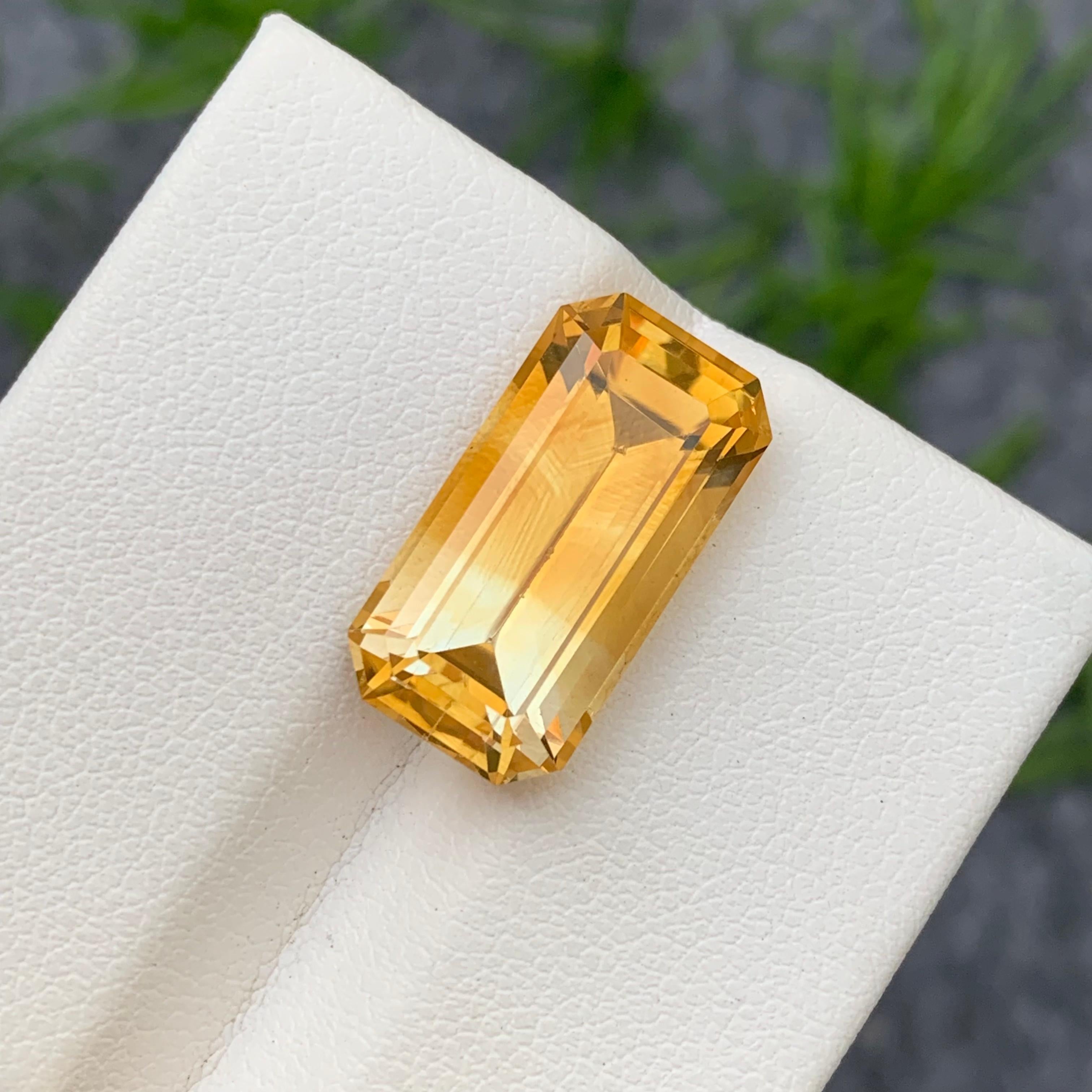 11.30 Carat Natural Loose Bicolor Yellow Citrine Emerald Cut For Pendant Jewelry For Sale 9