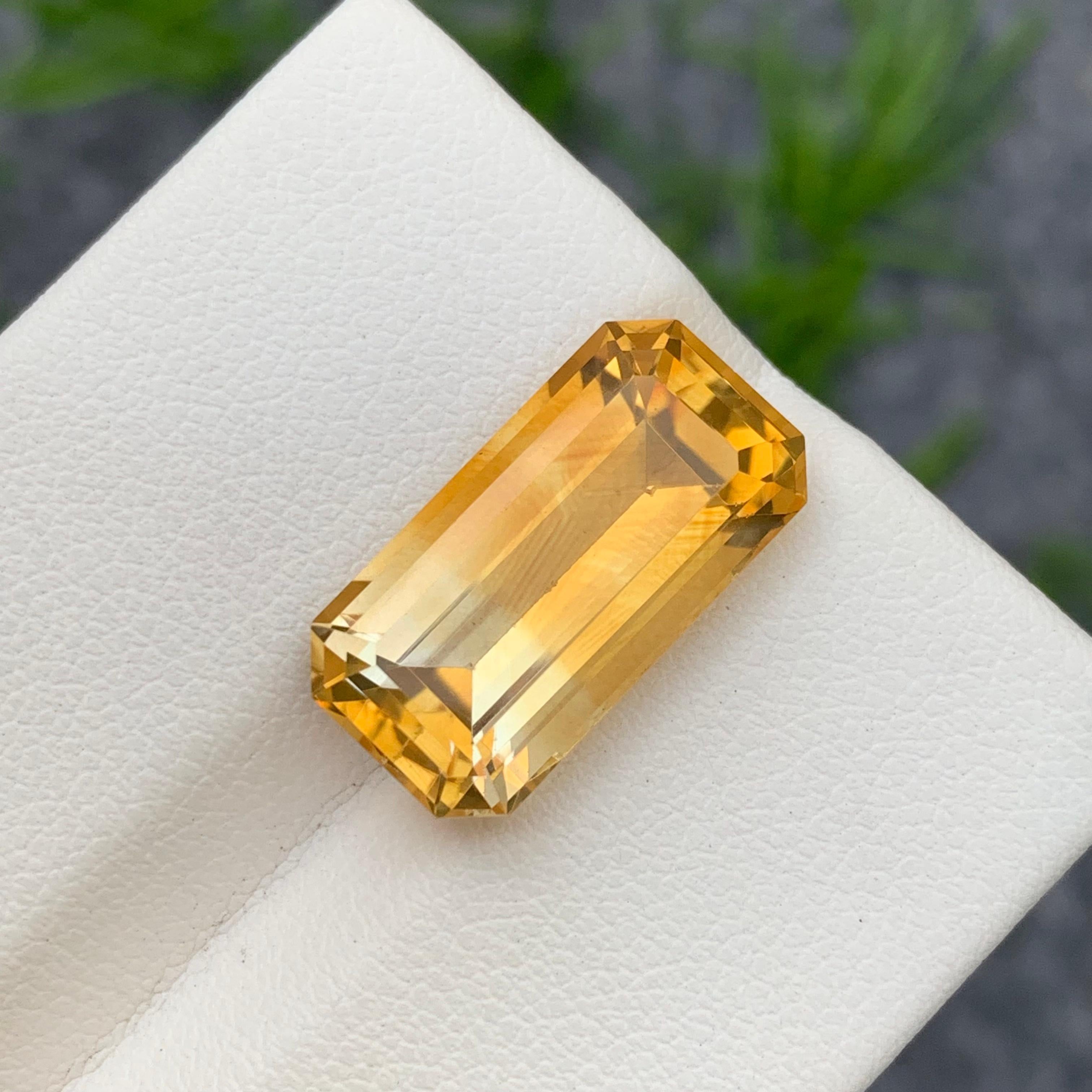 11.30 Carat Natural Loose Bicolor Yellow Citrine Emerald Cut For Pendant Jewelry For Sale 12