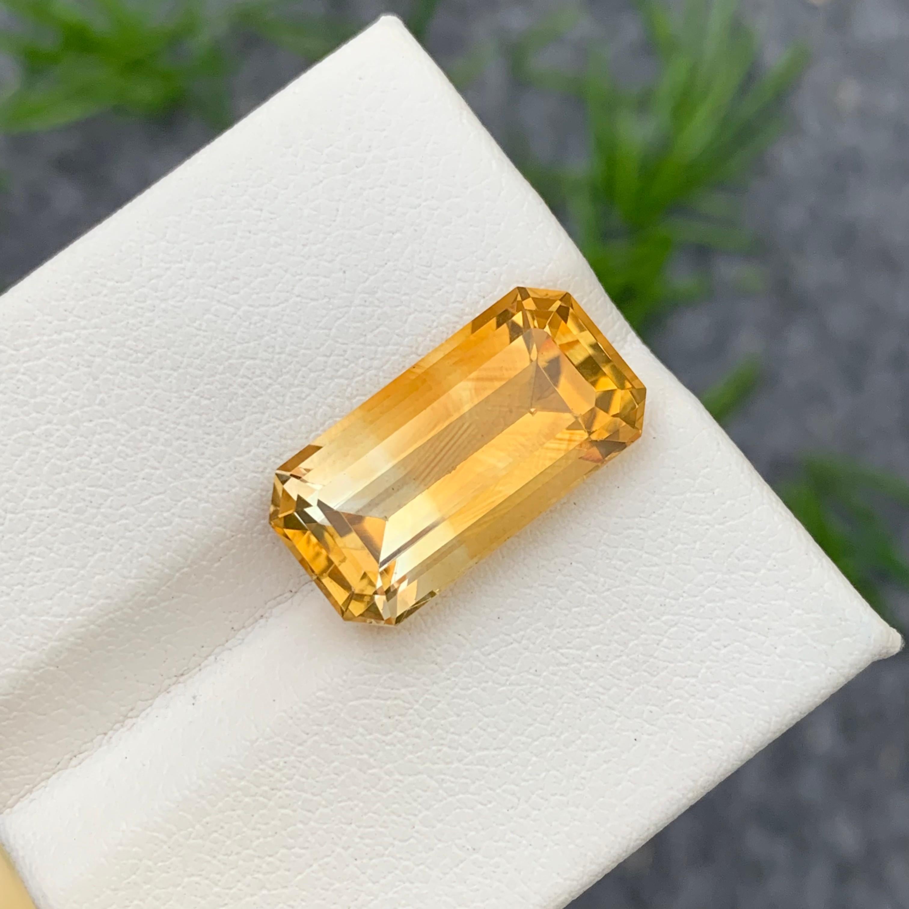 11.30 Carat Natural Loose Bicolor Yellow Citrine Emerald Cut For Pendant Jewelry For Sale 13