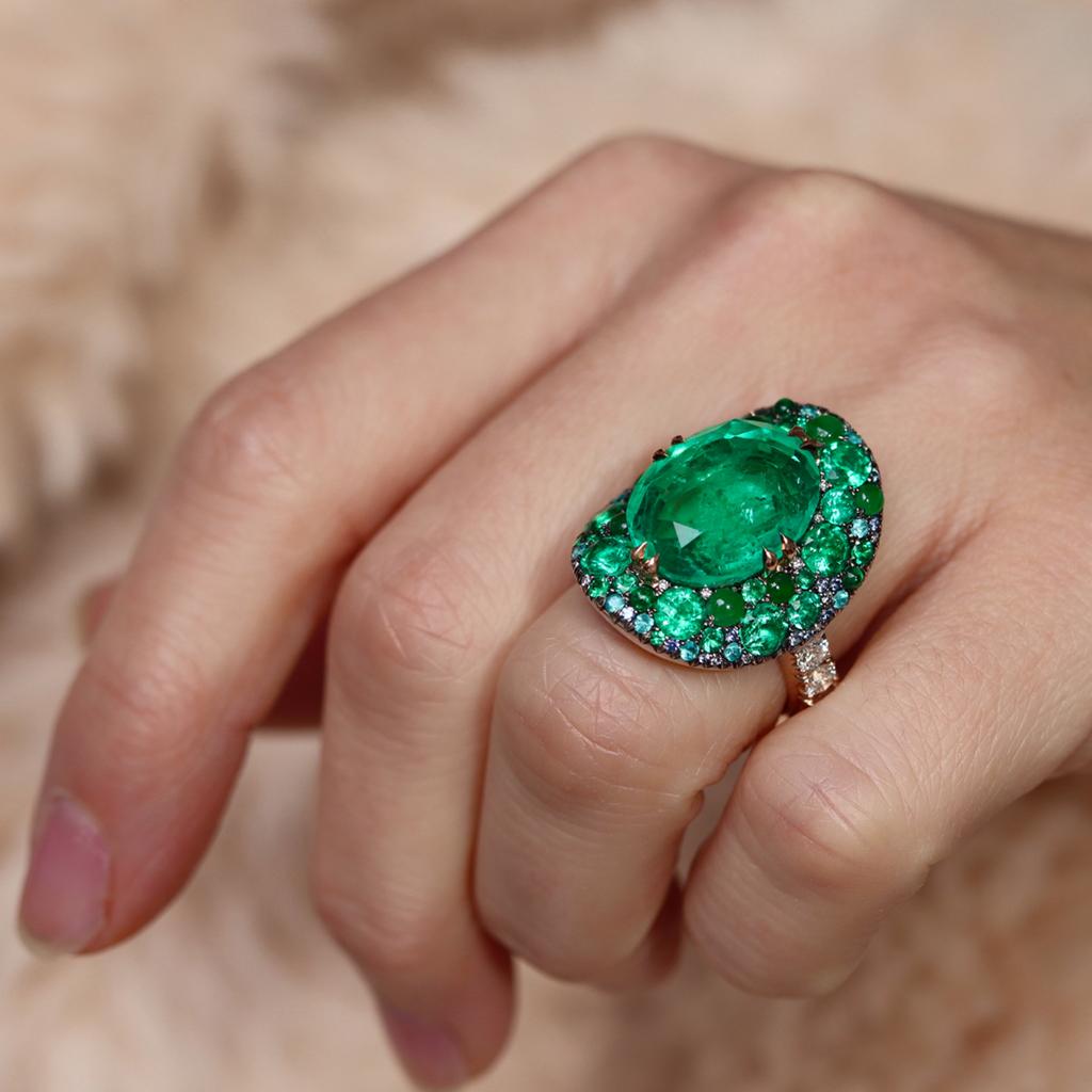 11.30 Ct. Colombian Emerald Burmese Jadeite Paraiba Tourmaline Blue Diamond Ring 3