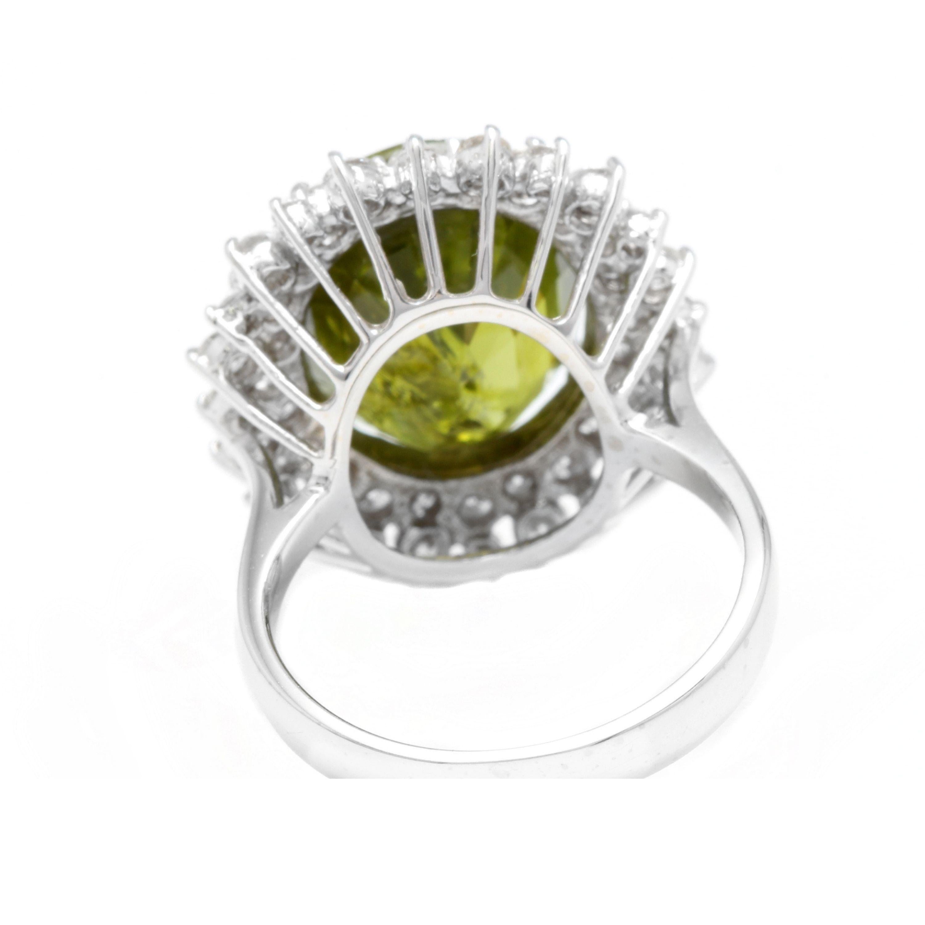 11.30 Ct Natural Looking Green Tourmaline and Diamond 14 Karat Solid Gold Ring In New Condition For Sale In Los Angeles, CA