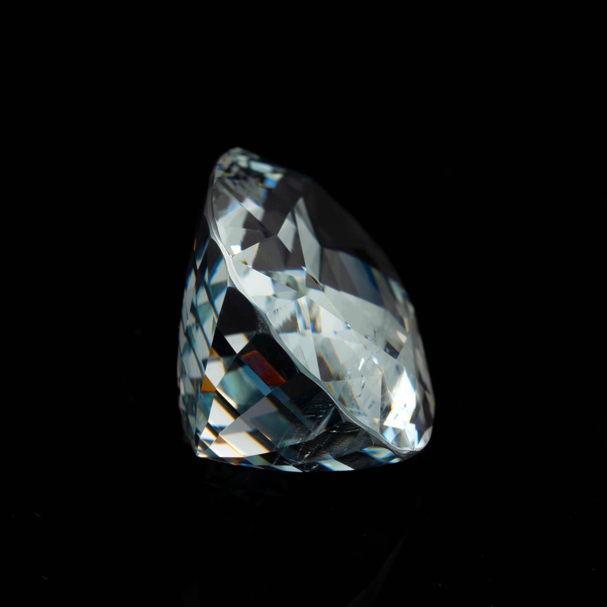 This gigantic over 113 carat faceted clear blue oval cut aquamarine is out of Brazil, the world’s most important and largest commercial source of gem-grade aquamarine – having produced the stone for three hundred years and with over twenty
