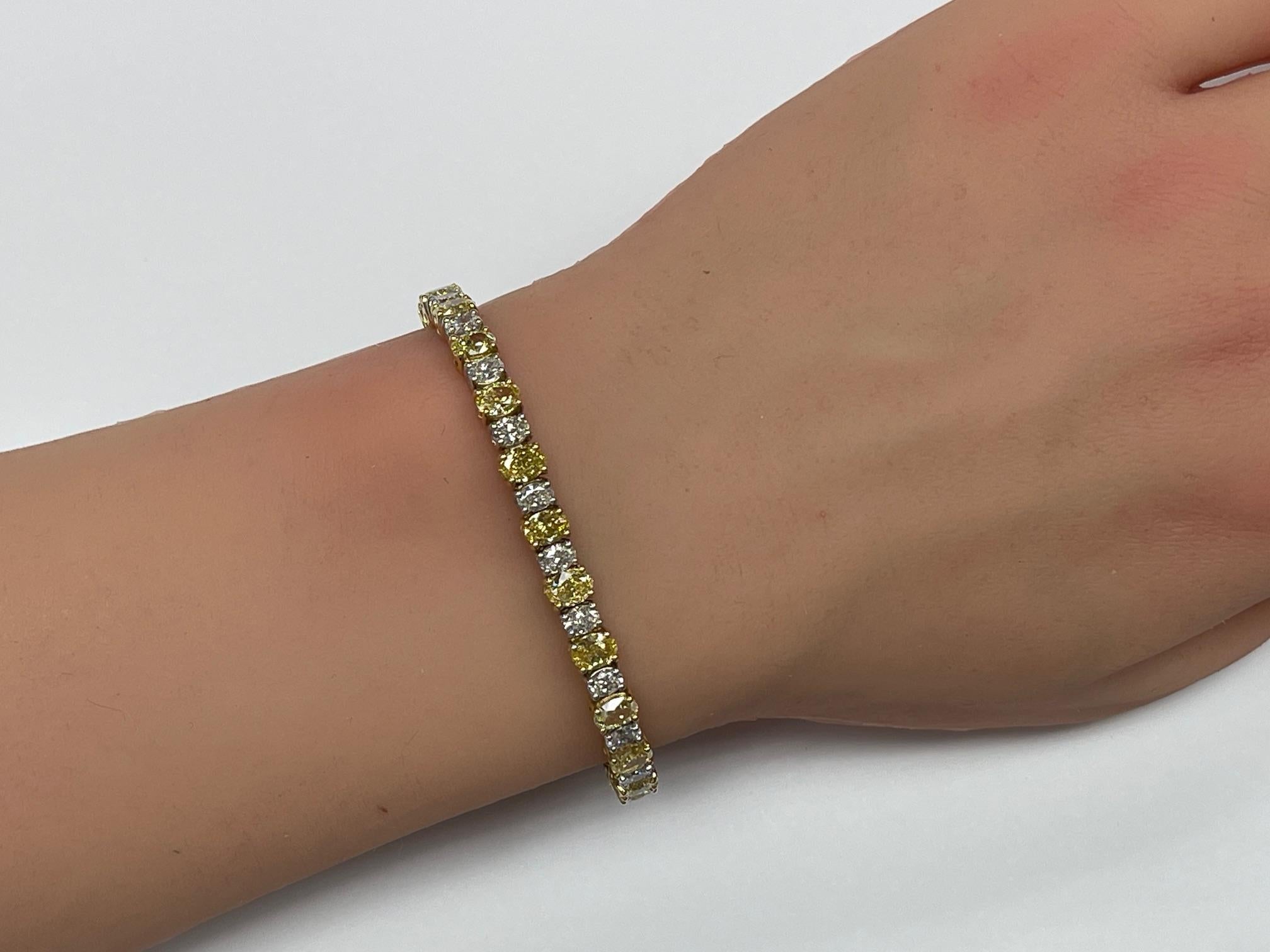 11.30Ctw. Alternating Fancy Yellow & Oval Diamond Bracelet in 18K Two Tone Gold For Sale 3