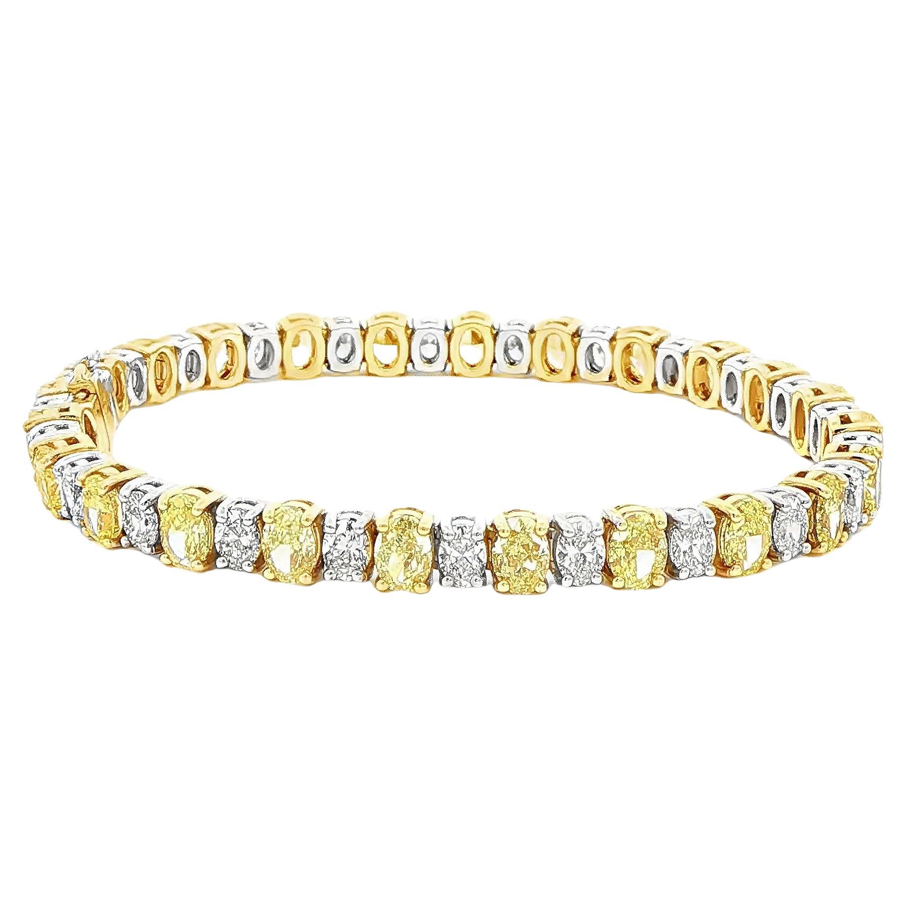 11,30Ctw. Bracciale alternato con diamanti ovali e gialli fantasia in oro bicolore 18 carati