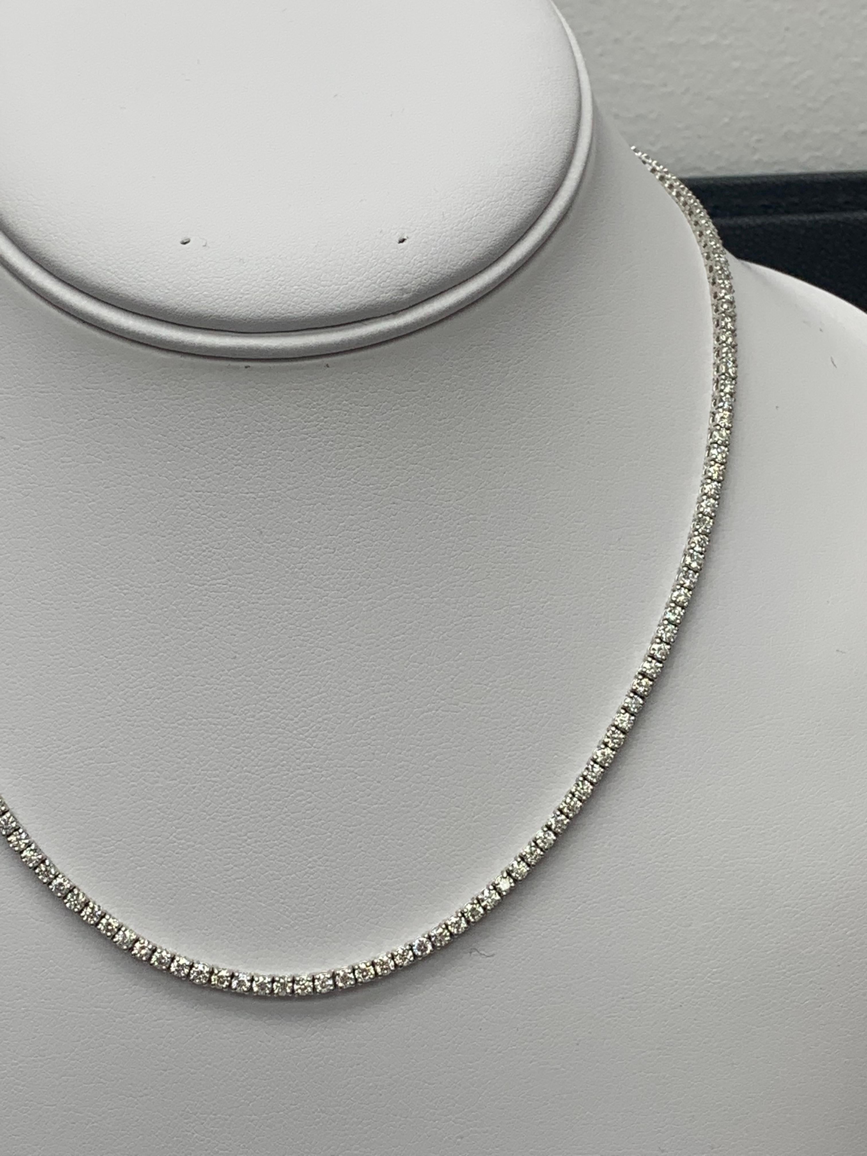 Brilliant Cut 11.31 Carat Diamond Tennis Necklace in 14K White Gold For Sale