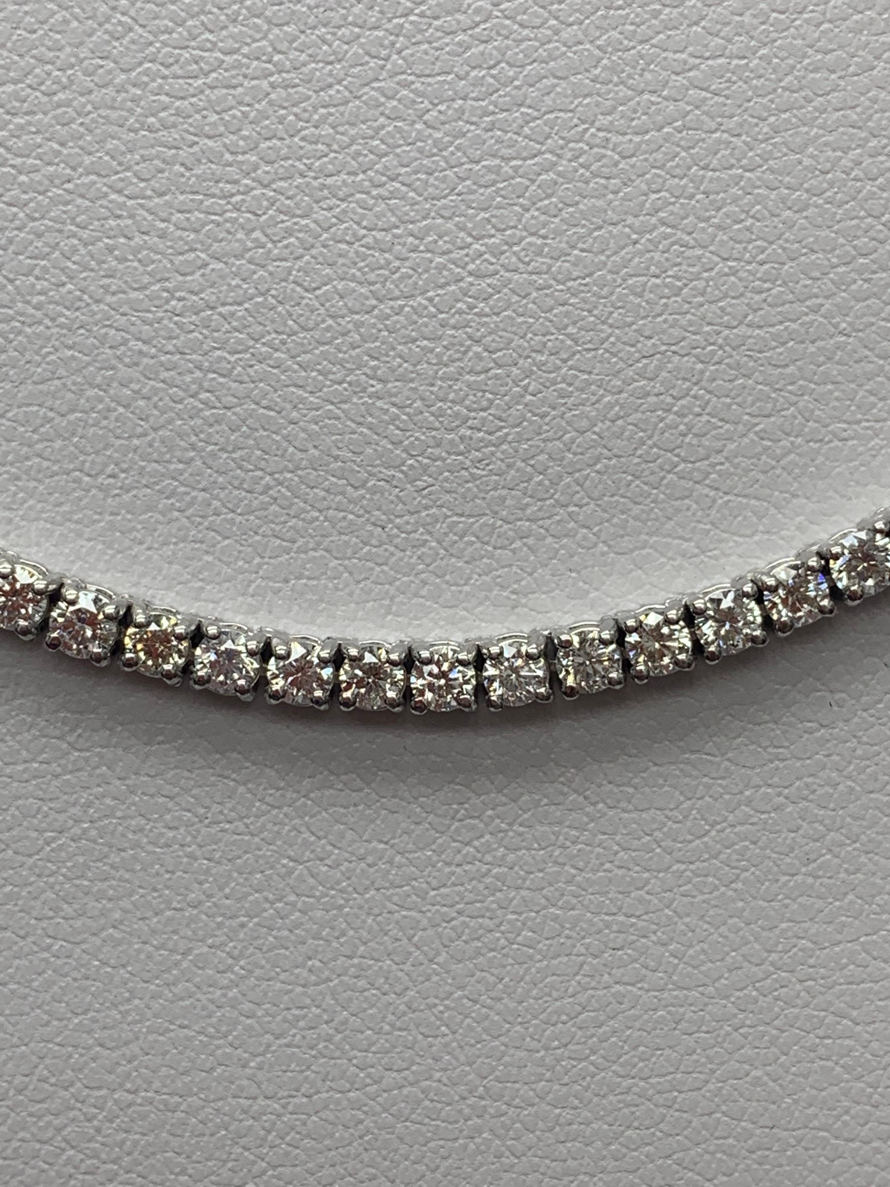 Women's 11.31 Carat Diamond Tennis Necklace in 14K White Gold For Sale