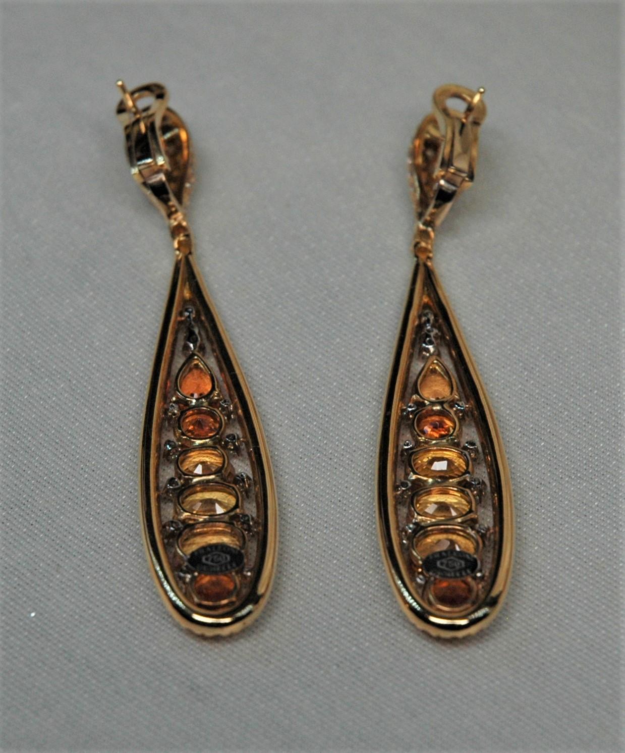 11.32 Carats Yellow Sapphires, 3.40 Carats Diamonds, Yellow Gold Drop Earrings In New Condition For Sale In BARI, IT