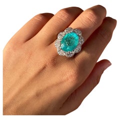 11.32 Paraiba Tourmaline and Diamond Cocktail Ring 11.32 Paraiba Tourmaline and Diamond Cocktail Ring