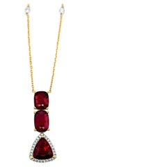 11.33 Carat Garnet Round Diamond Yellow and White Gold Necklace