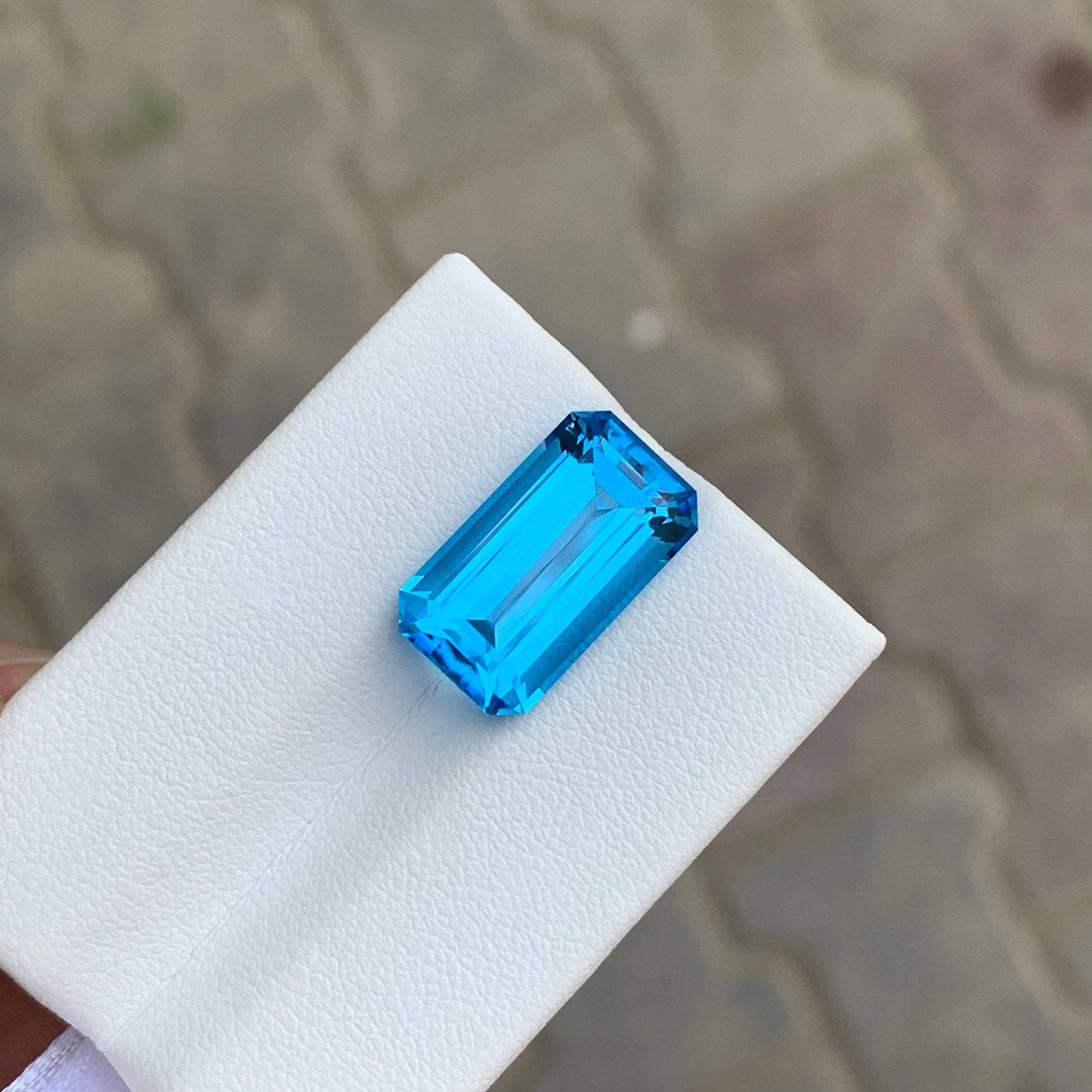 11,35 quilates Topacio azul neón natural suelto talla esmeralda Piedra preciosa de Madagascar en venta 1