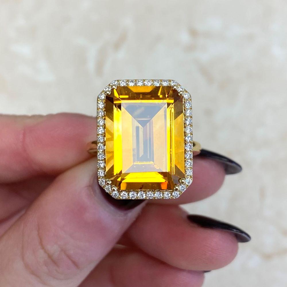 11.35ct Emerald Cut Natural Citrine Cocktail Ring, Diamond Halo, 18k Yellow Gold For Sale 6