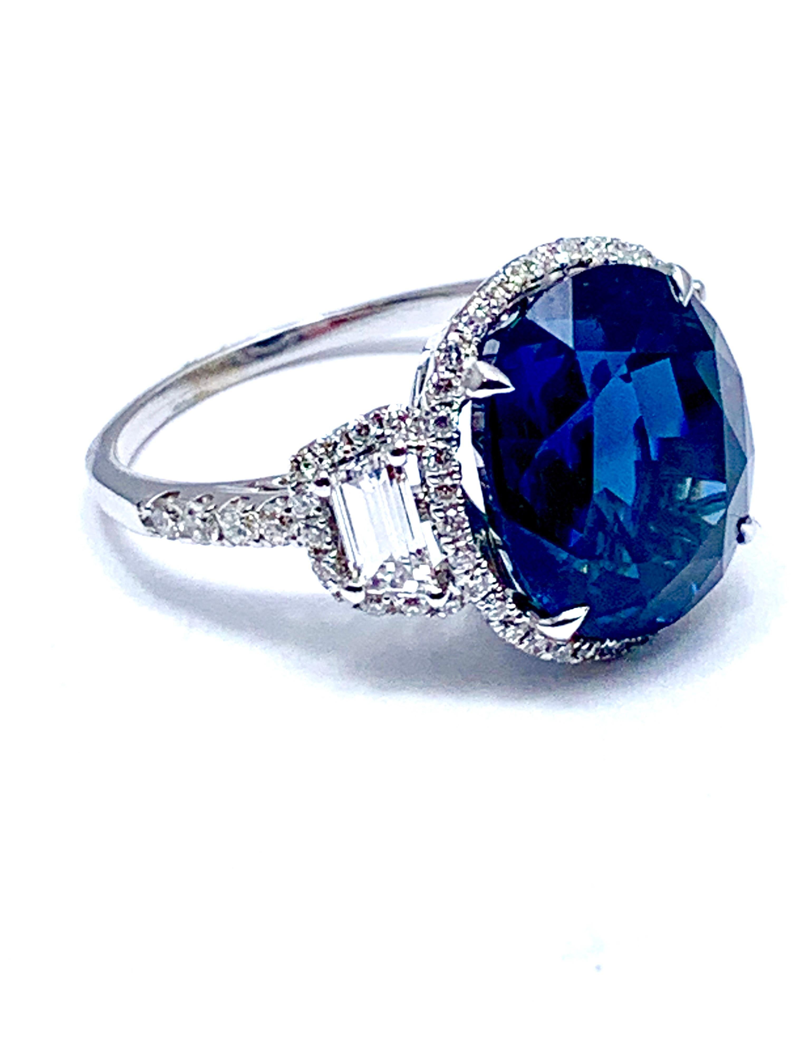 Modern 11.38 Carat Oval Sapphire and Diamond 18 Karat White Gold Cocktail Ring For Sale