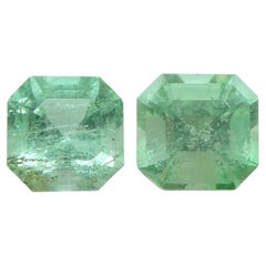 Paire d'émeraudes vertes carrées de Colombie de 1.13 carat