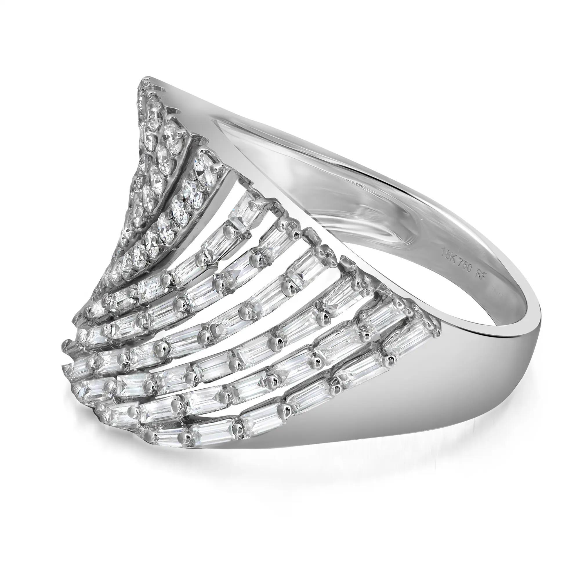 Modern 1.13Cttw Round And Baguette Cut Diamond Band Ring 18K White Gold Size 6.5 For Sale