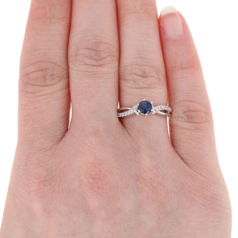 For Sale:  1.13ctw Round Cut Sapphire & Diamond Ring, 14k White Gold Engagement 3