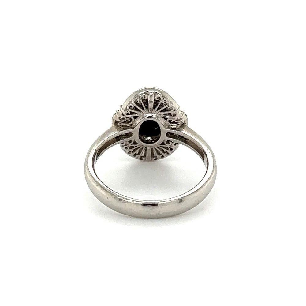 Anillo de cóctel de platino vintage con doble halo de ópalo negro y diamantes de 1,14 quilates en Excelente estado para la venta en Montreal, QC