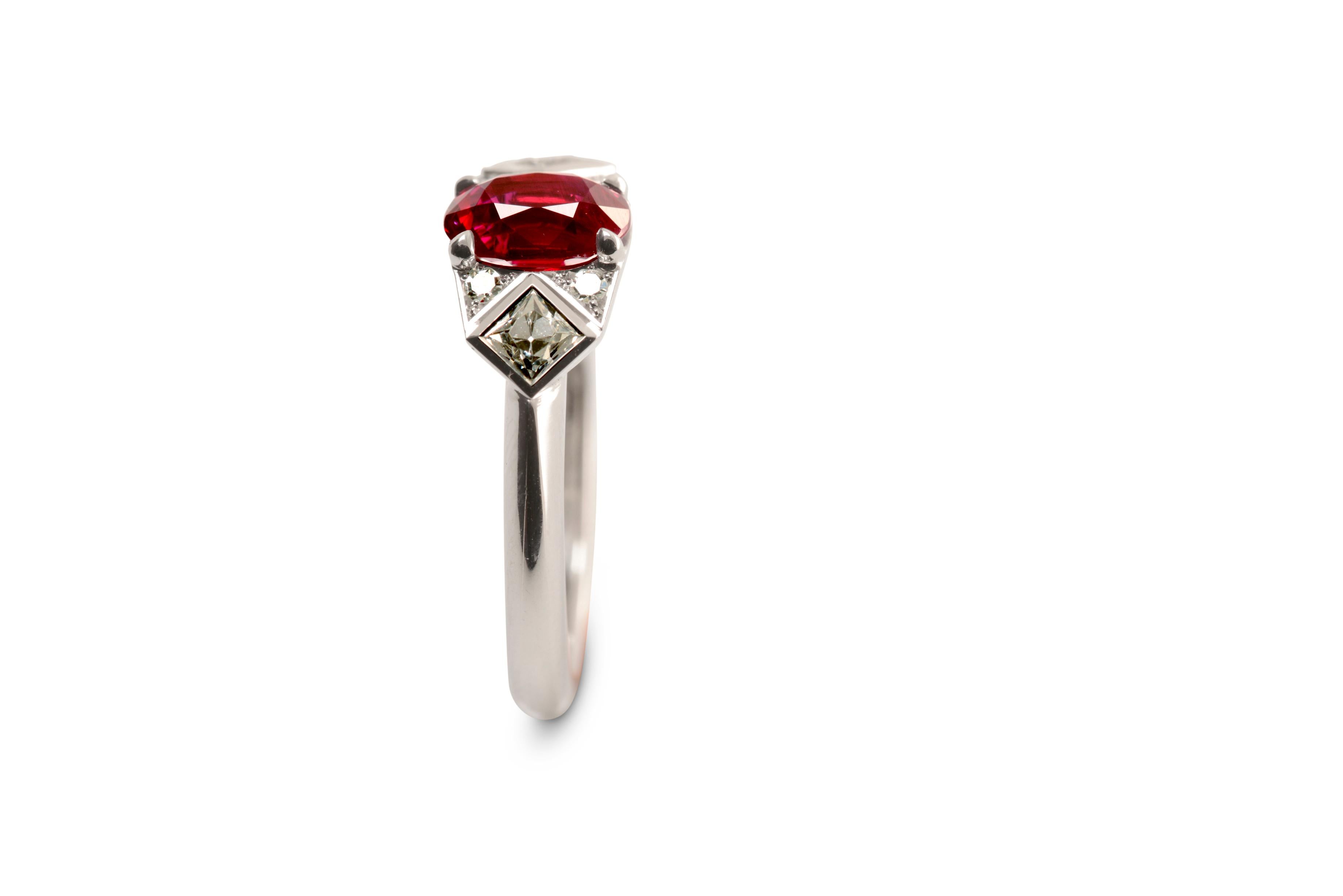 1.14 Carat Burmese Ruby and Diamond Art Deco Ring in 18 Karat White Gold In New Condition For Sale In Sydney, NSW