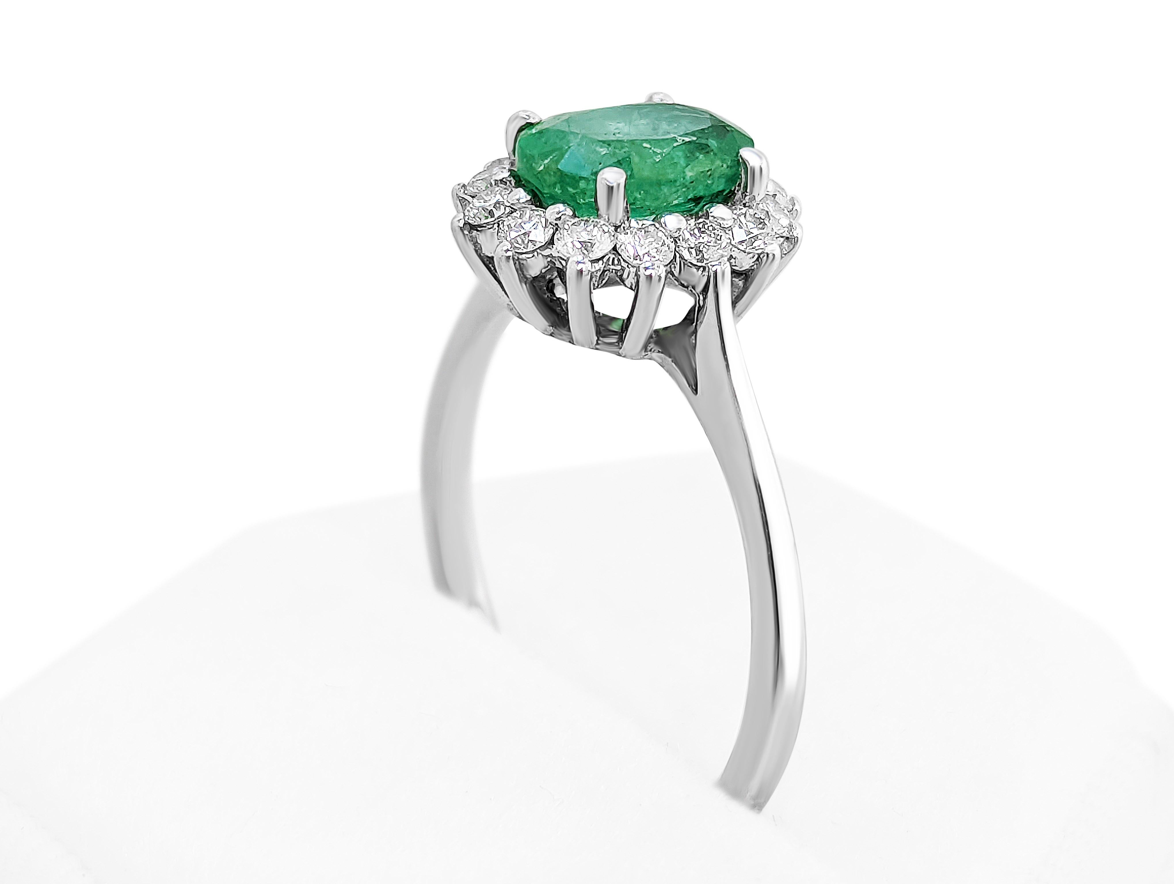 Art Deco 1.14 Carat Emerald & 0.35 Ct Diamonds, 14 Kt. White Gold Ring