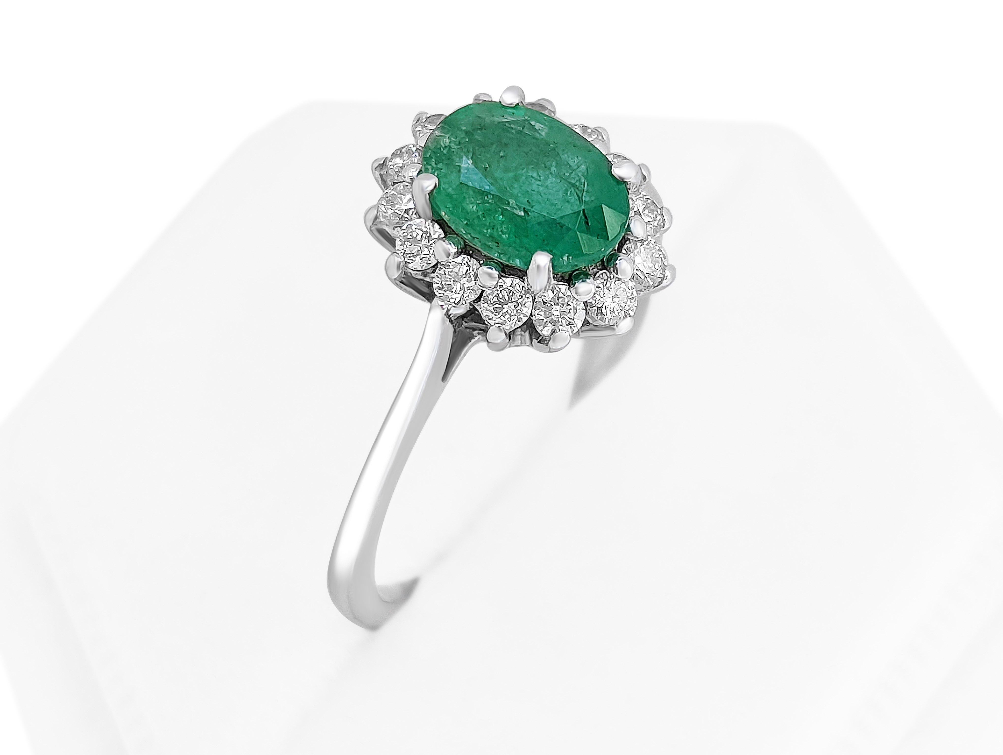 1.14 Carat Emerald & 0.35 Ct Diamonds, 14 Kt. White Gold Ring In New Condition In Ramat Gan, IL
