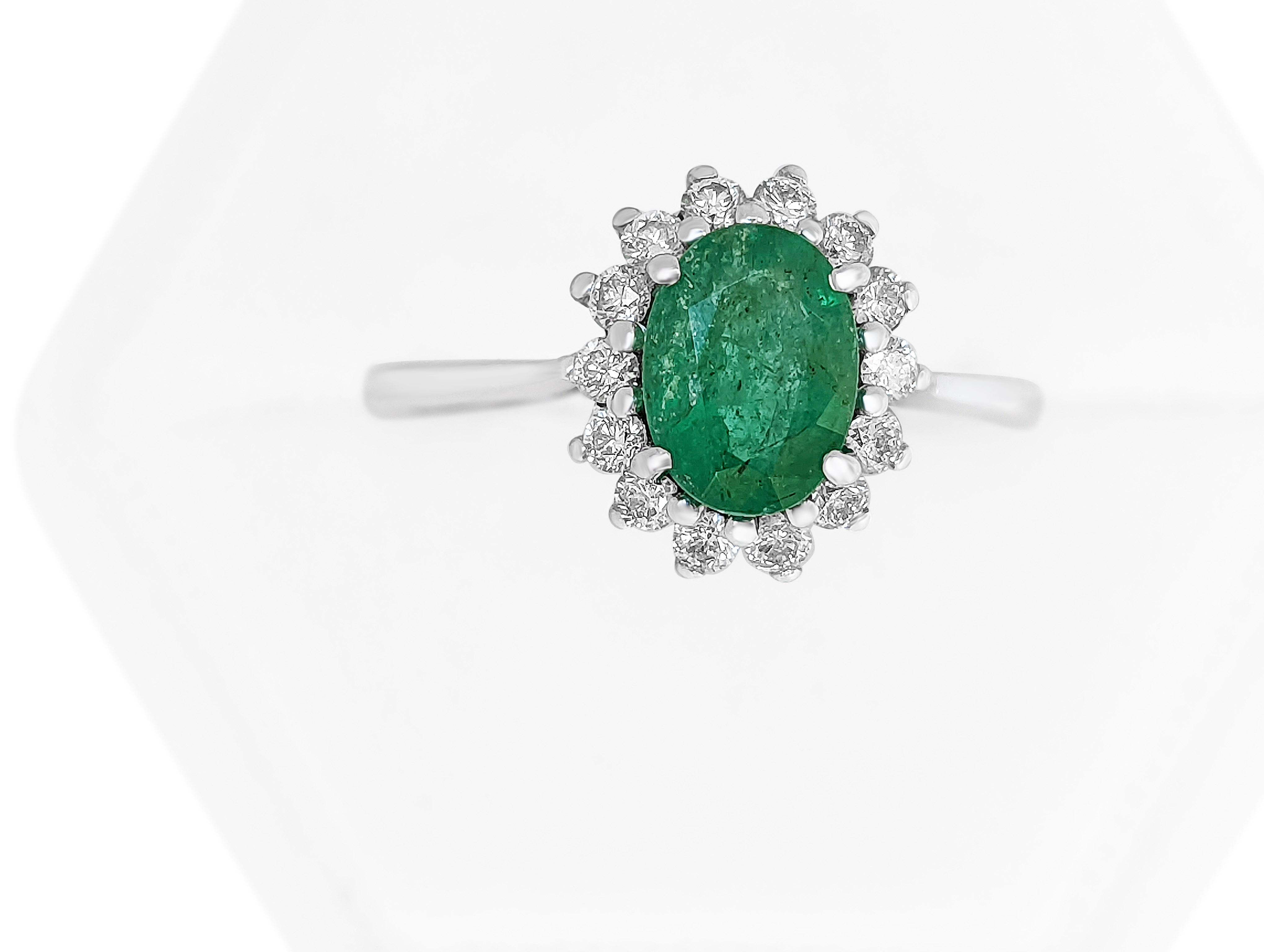 Women's 1.14 Carat Emerald & 0.35 Ct Diamonds, 14 Kt. White Gold Ring