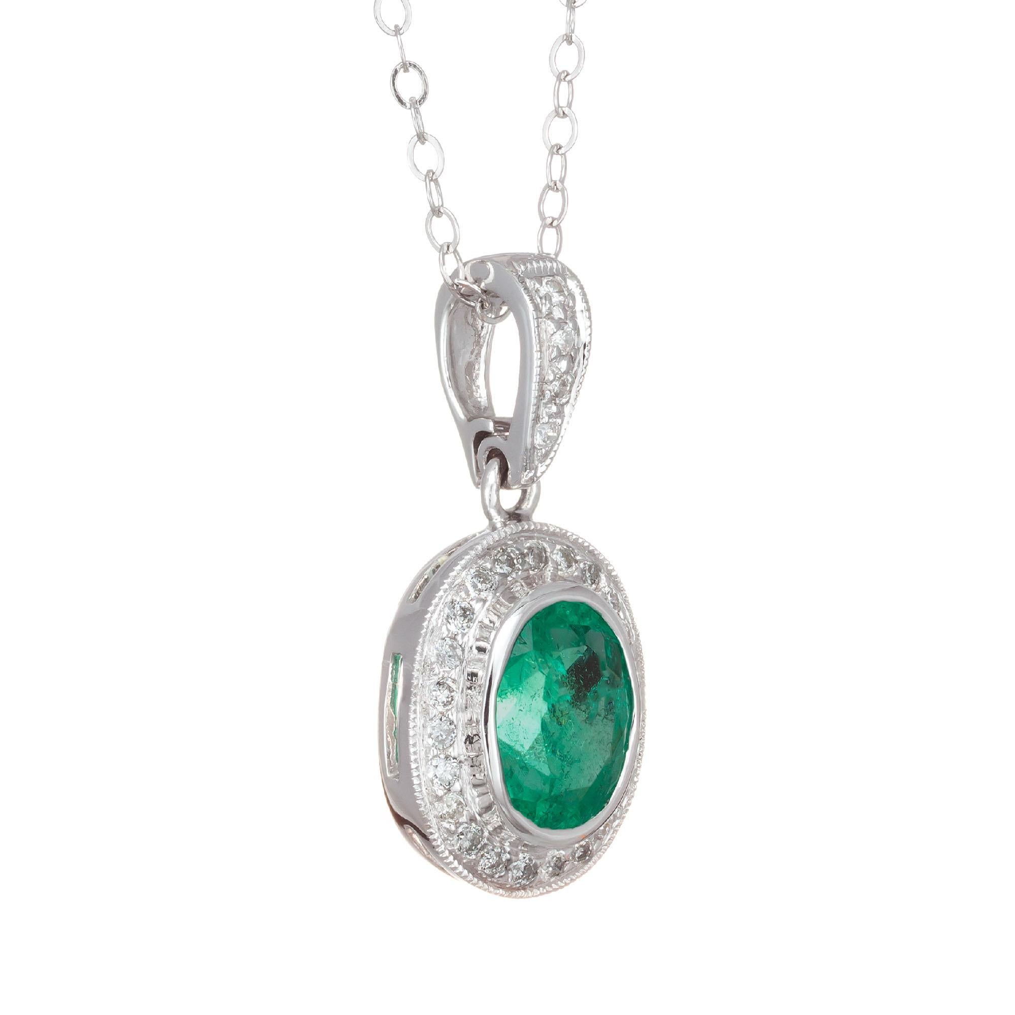 Oval Cut 1.14 Carat Emerald Diamond Halo Diamond Pendant Necklace For Sale