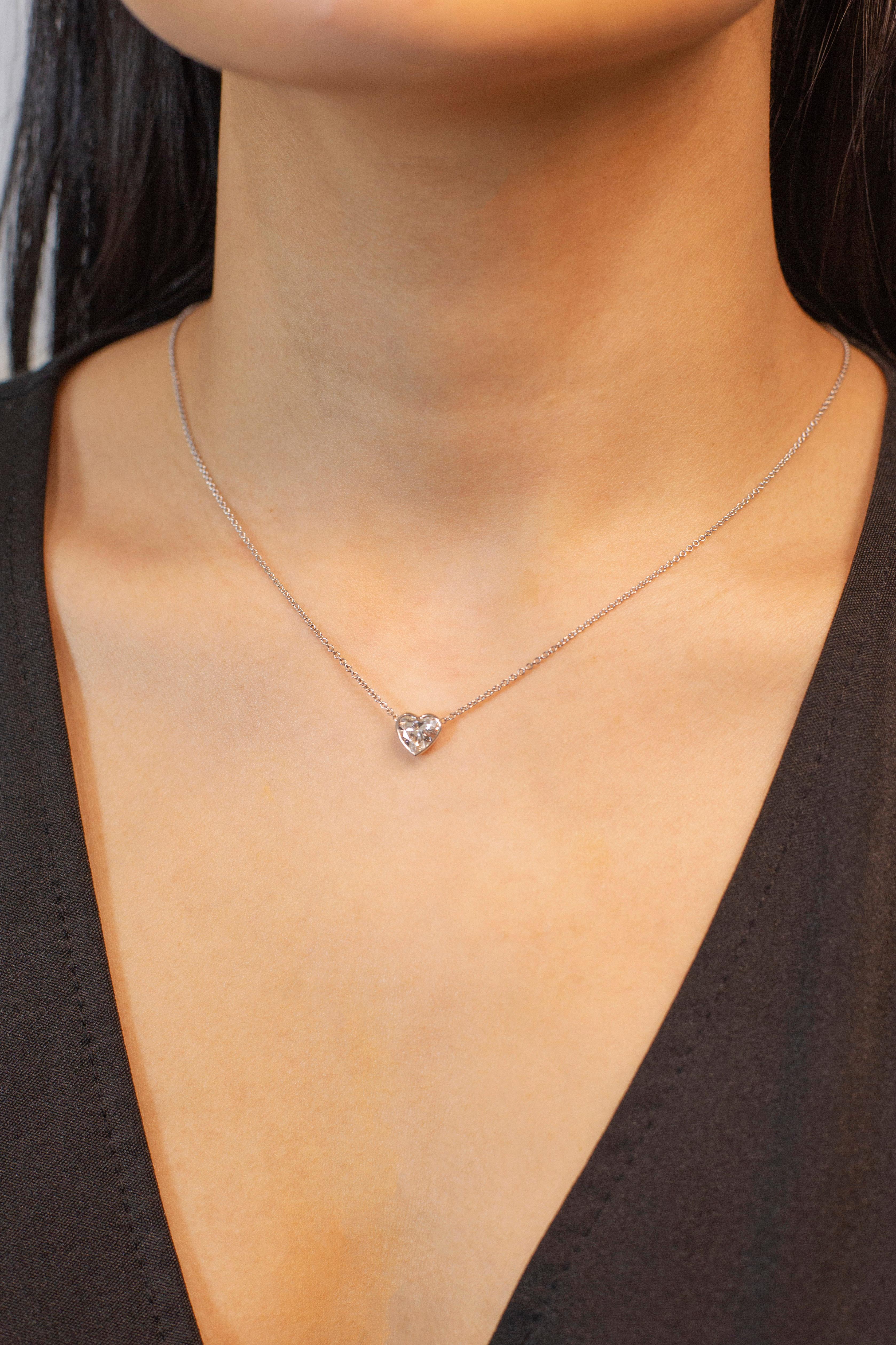 Contemporain Roman Malakov, collier pendentif solitaire en forme de cœur de 1,14 carat en vente