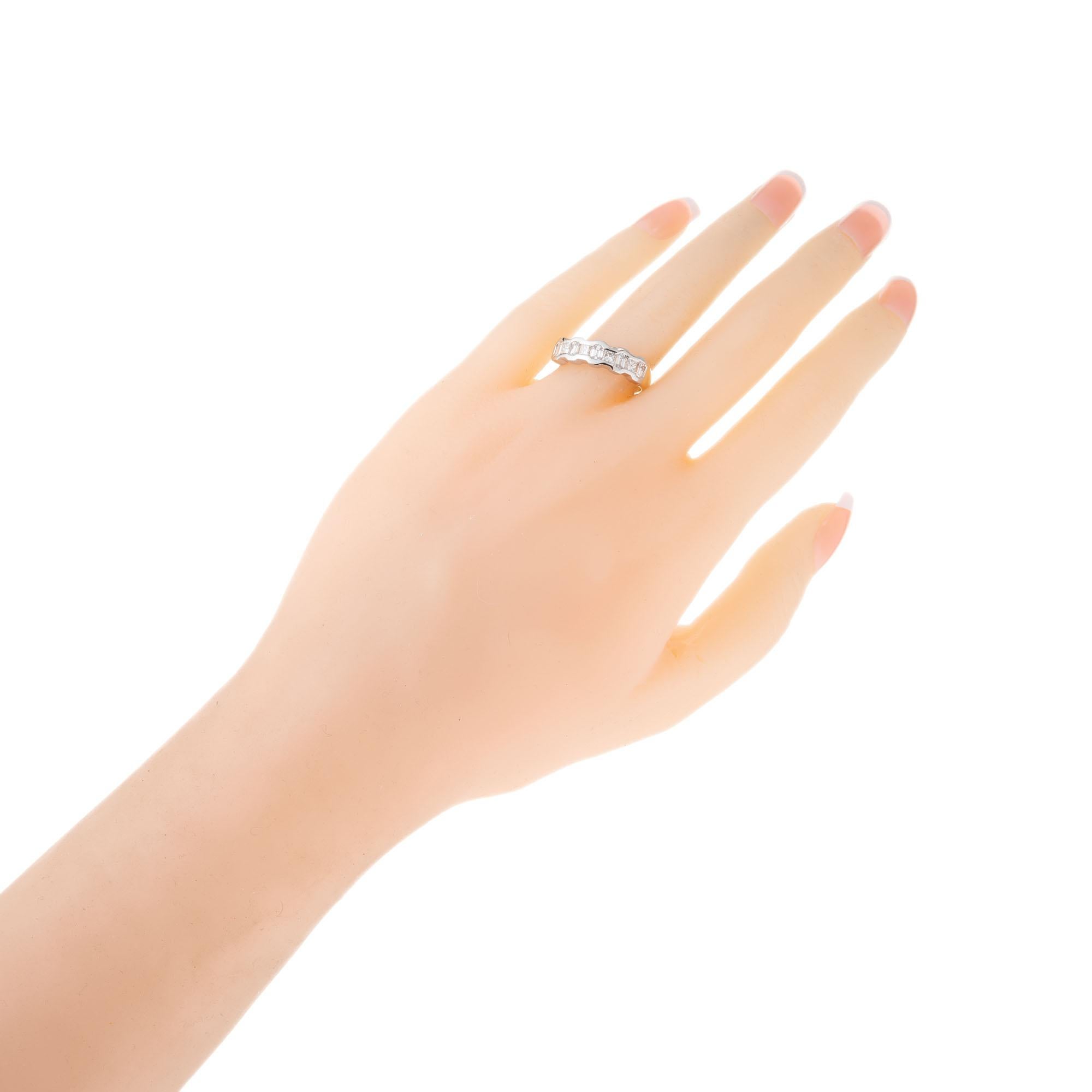 Alliance en or jaune et platine avec neuf diamants de 1,14 carat Pour femmes en vente