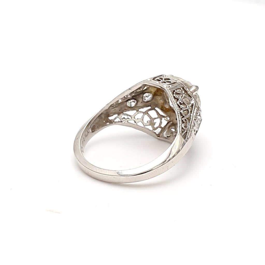 1.14 Carat Old European Cut I SI2 Diamond Platinum Art Deco Ring Bon état - En vente à New York, NY