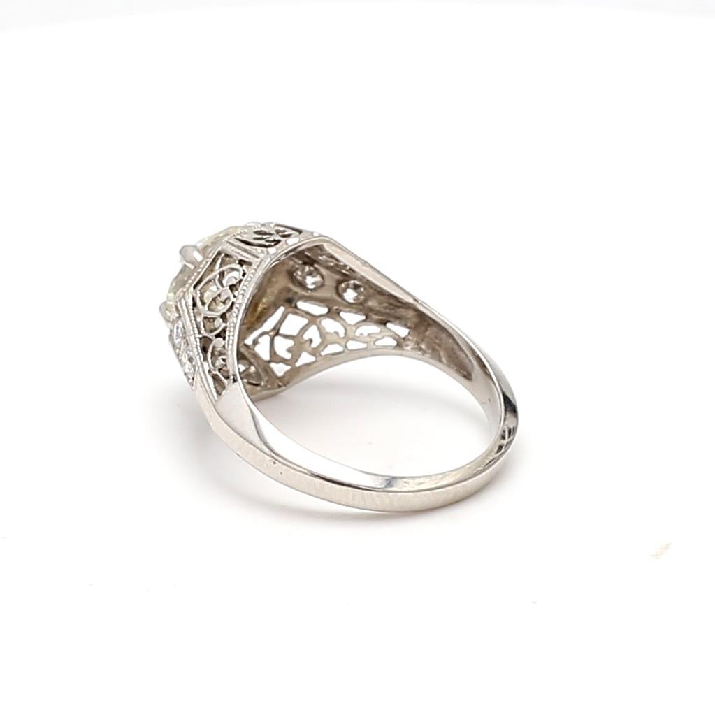 1.14 Carat Old European Cut I SI2 Diamond Platinum Art Deco Ring en vente 1