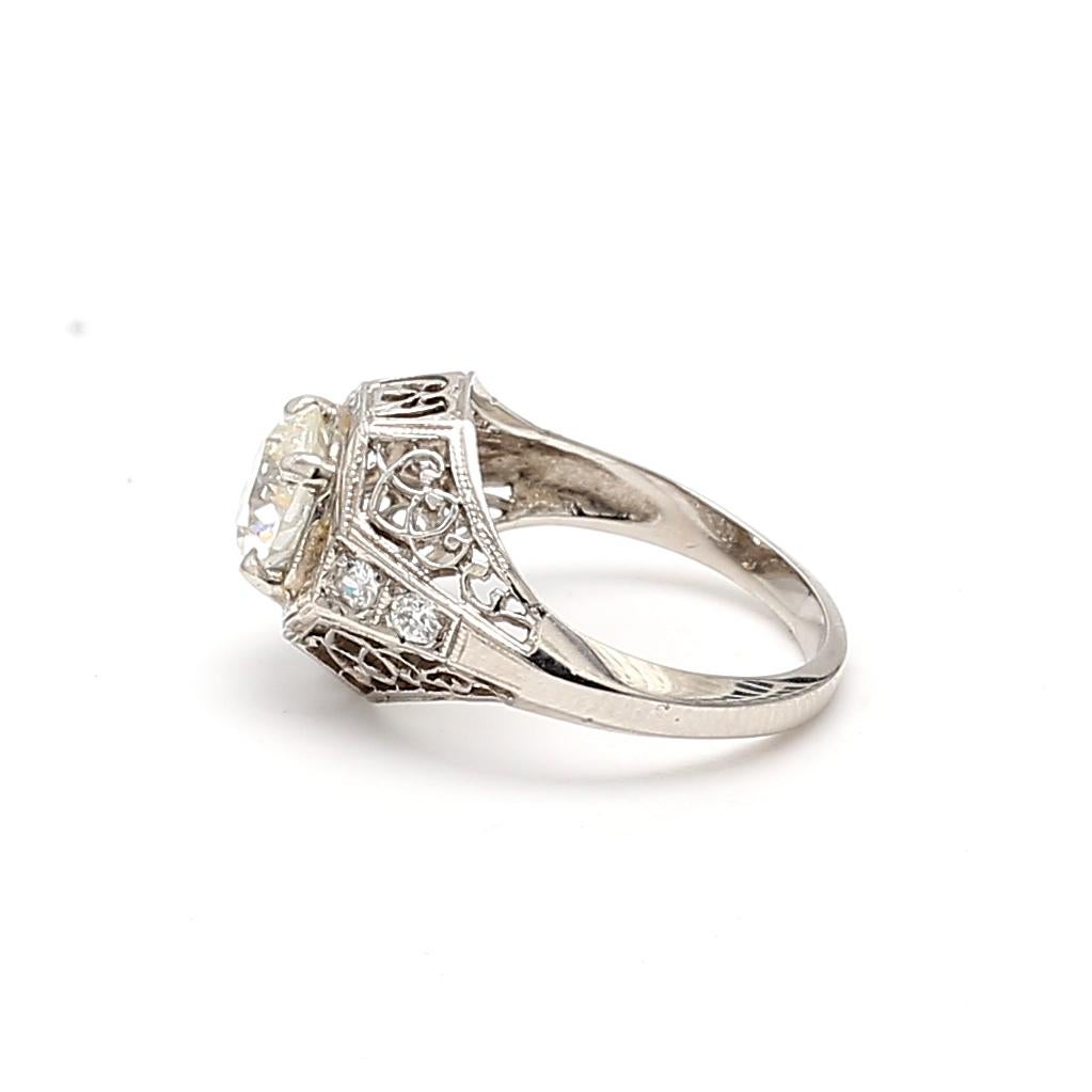 1.14 Carat Old European Cut I SI2 Diamond Platinum Art Deco Ring en vente 2