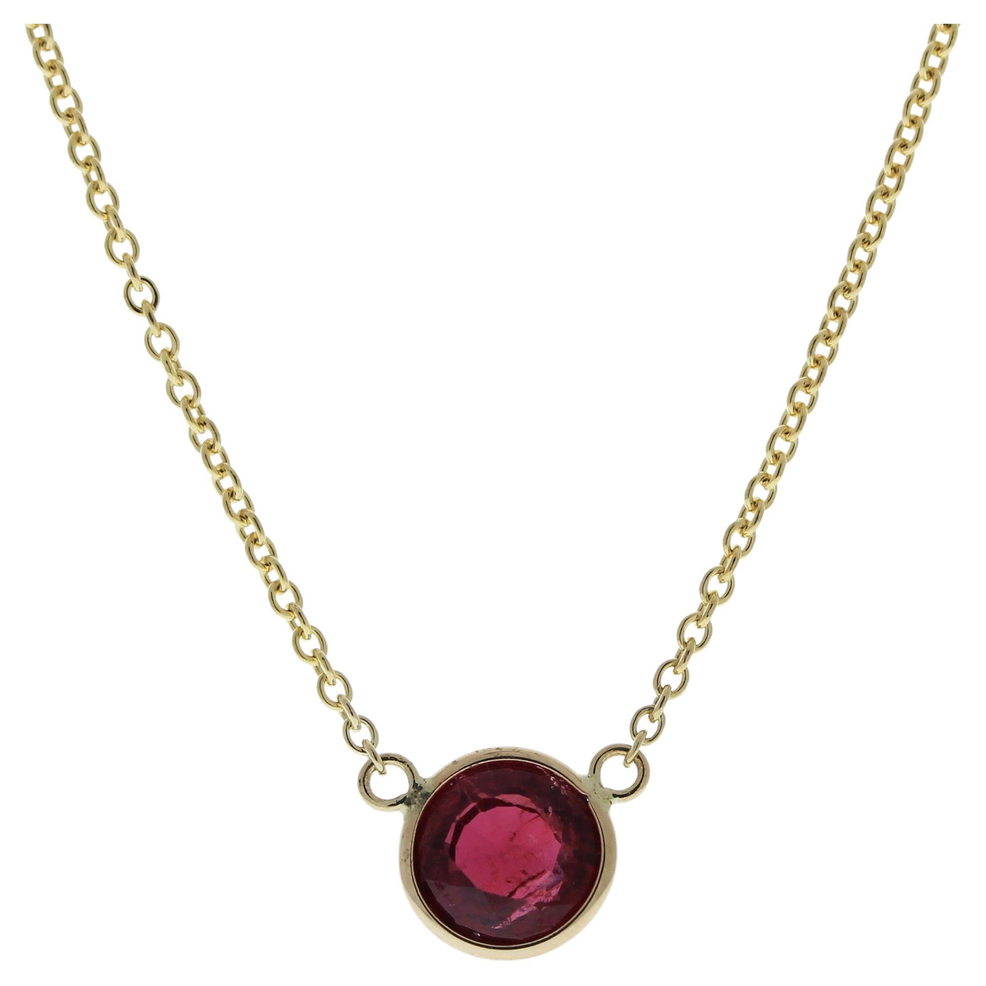 1.14 Carat Round Ruby Fashion Necklaces In 14k Yellow Gold For Sale