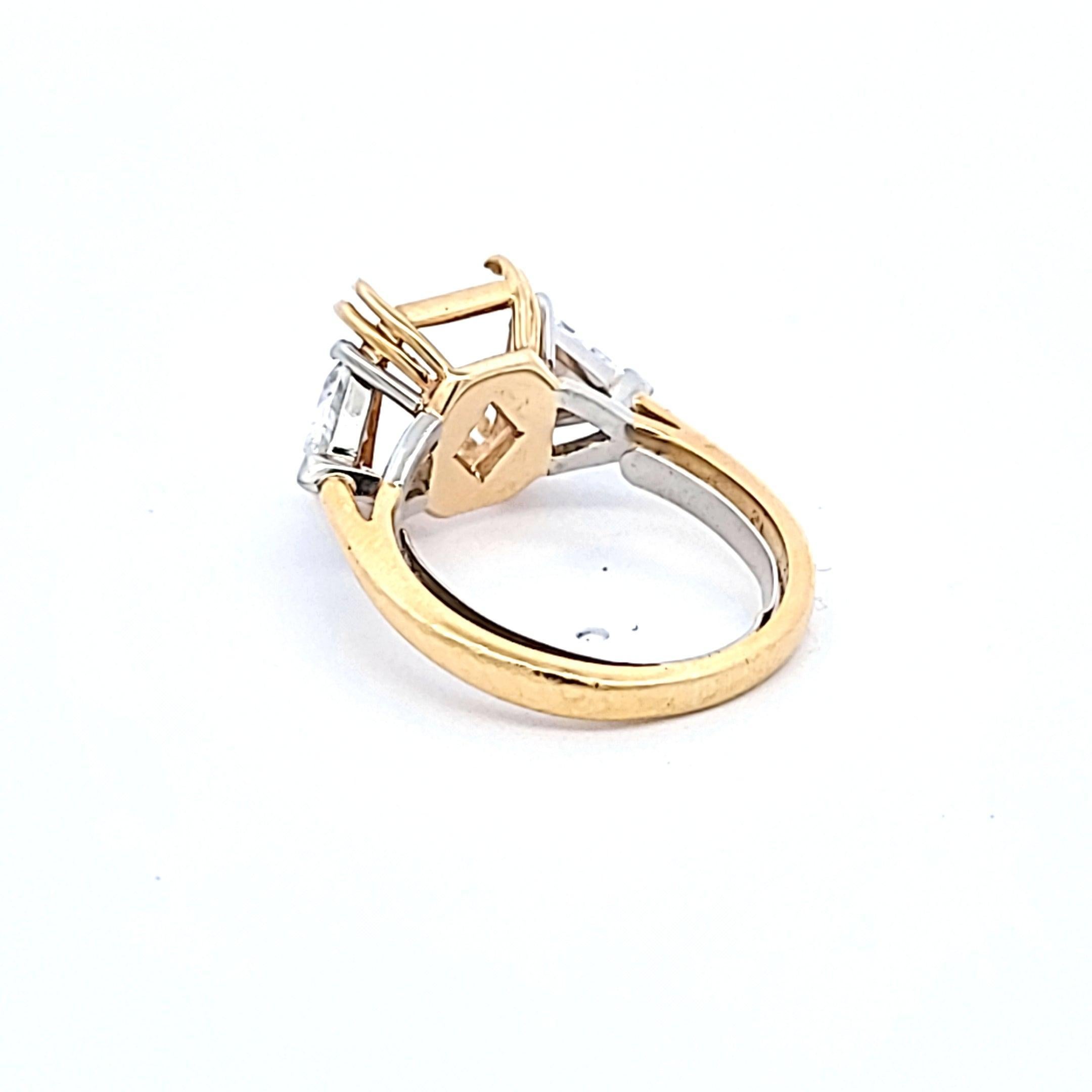 Anello semi-montato in oro bicolore da 1,14 carati a forma triangolare I SI1 con diamante da 14 carati in vendita 2