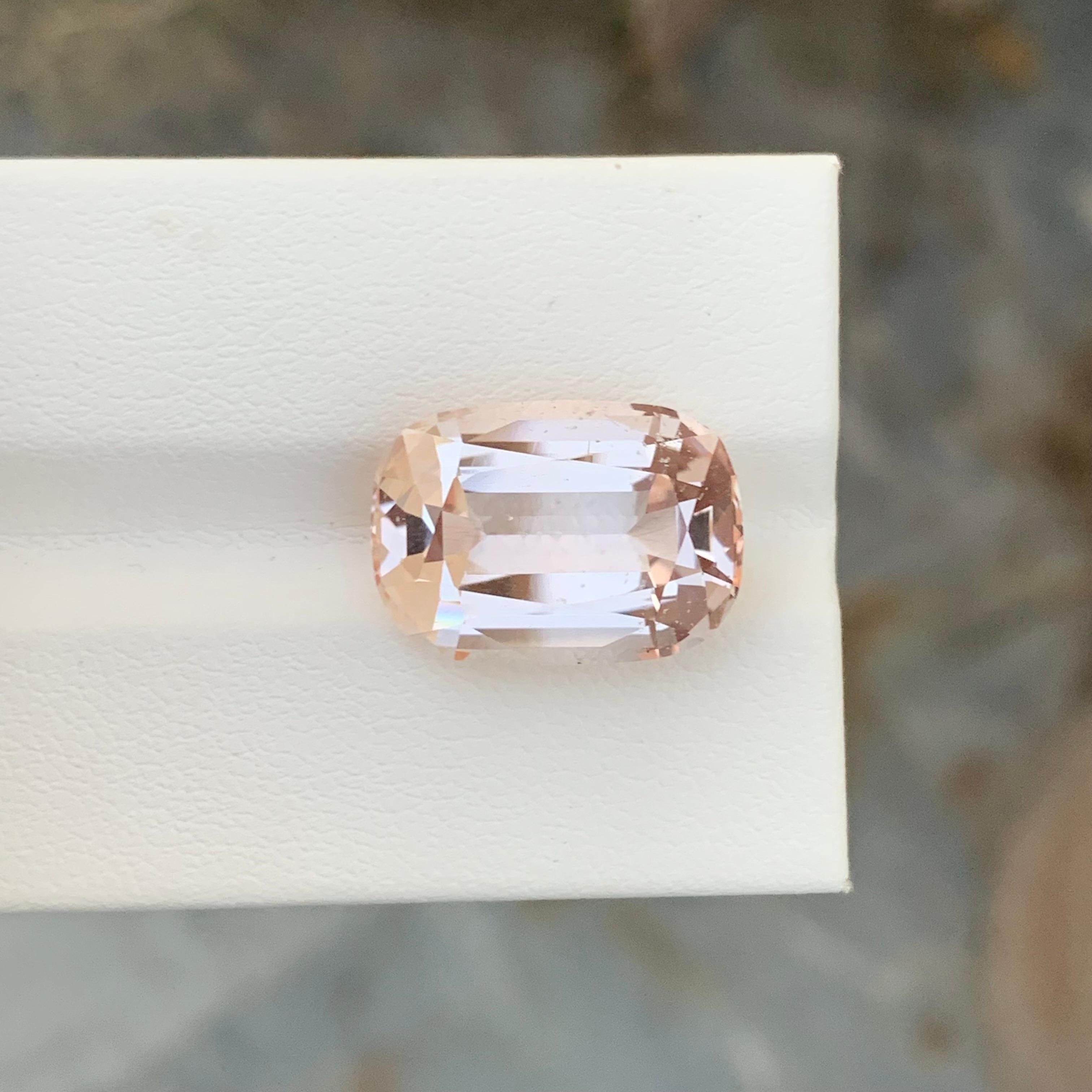 11,40 Karat natürlicher loser goldener Topas in ovaler Form aus Skardu, Pakistan im Zustand „Neu“ im Angebot in Peshawar, PK