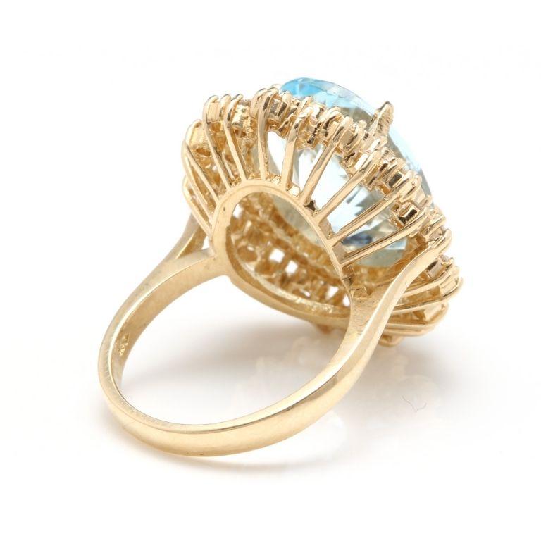 Rose Cut 11.40 Carat Exquisite Natural Aquamarine and Diamond 14K Solid Yellow Gold Ring For Sale
